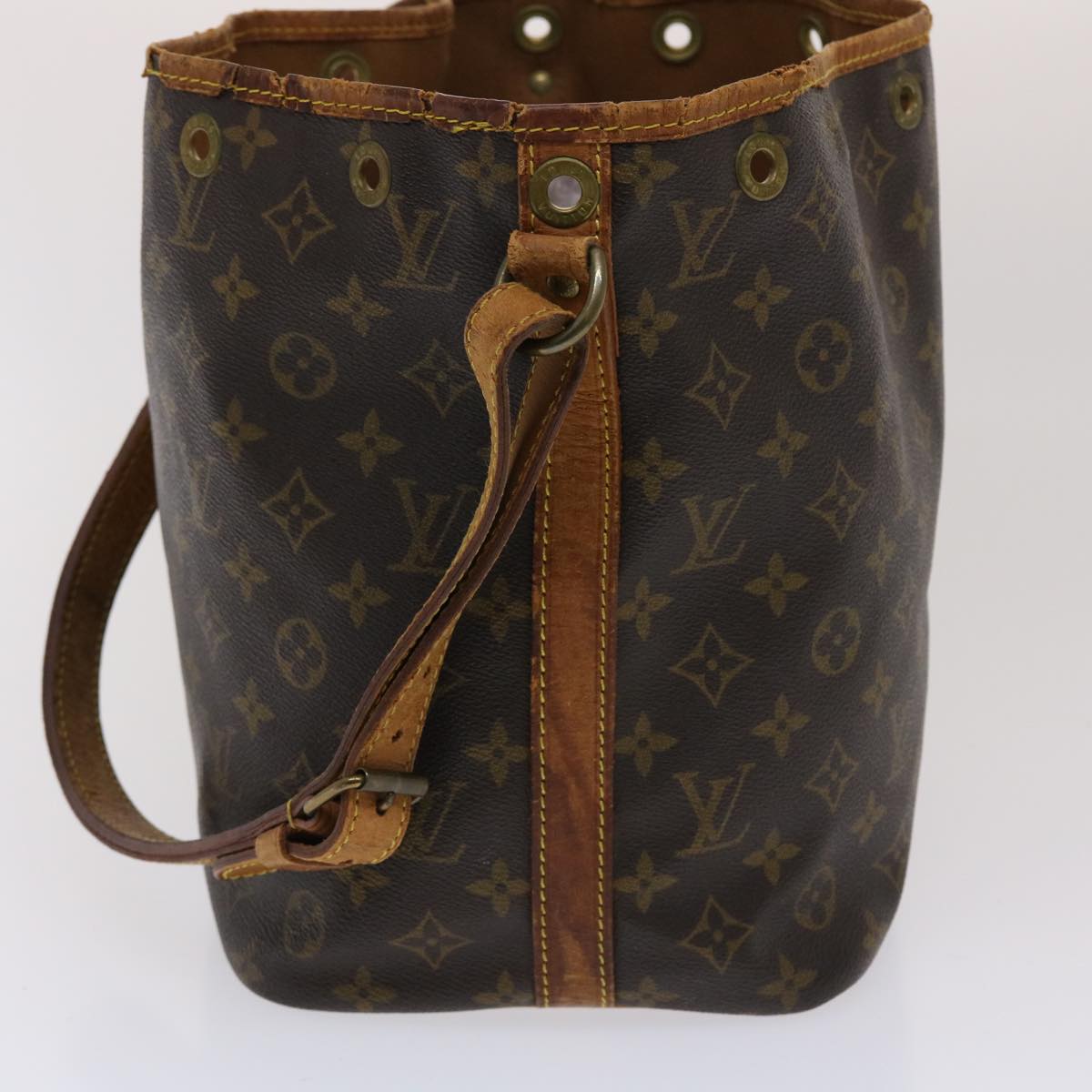 LOUIS VUITTON Monogram Petit Noe Shoulder Bag M42226 LV Auth 48304