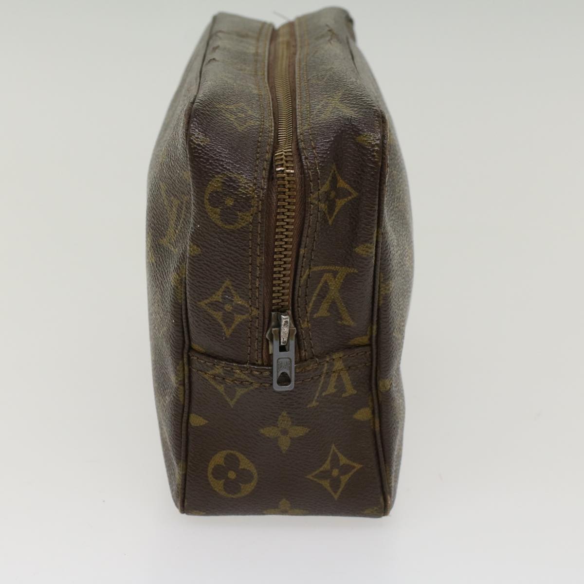 LOUIS VUITTON Monogram Trousse Toilette 28 Clutch Bag M47522 LV Auth 48395