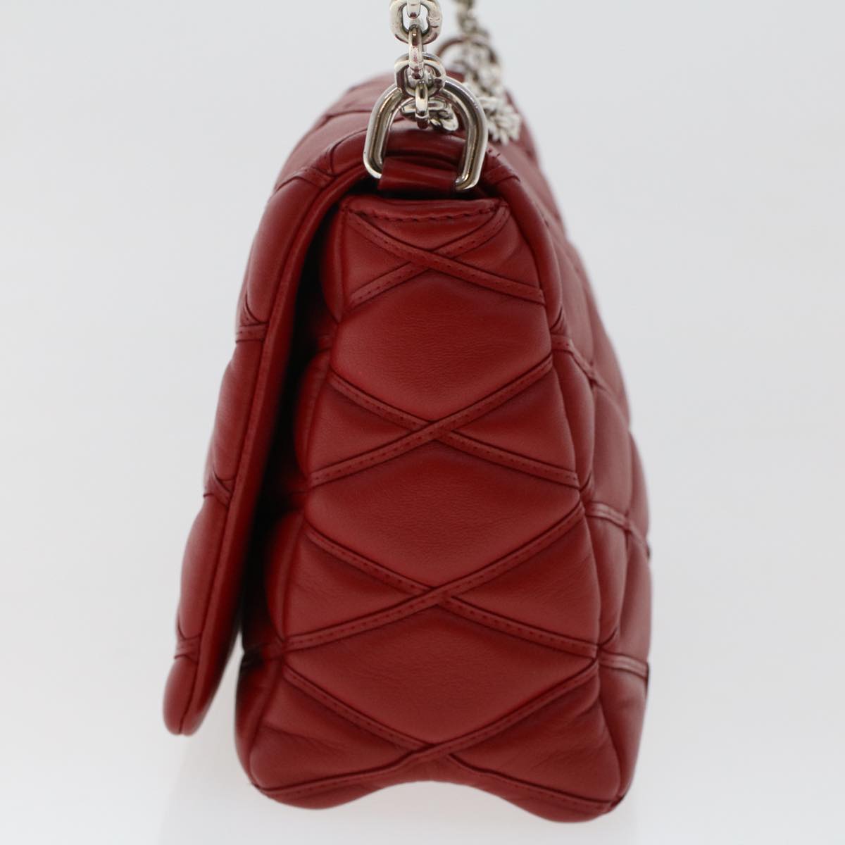 LOUIS VUITTON Quilted Chain Martage Shoulder Bag Leather Red M51000 Auth 49018A