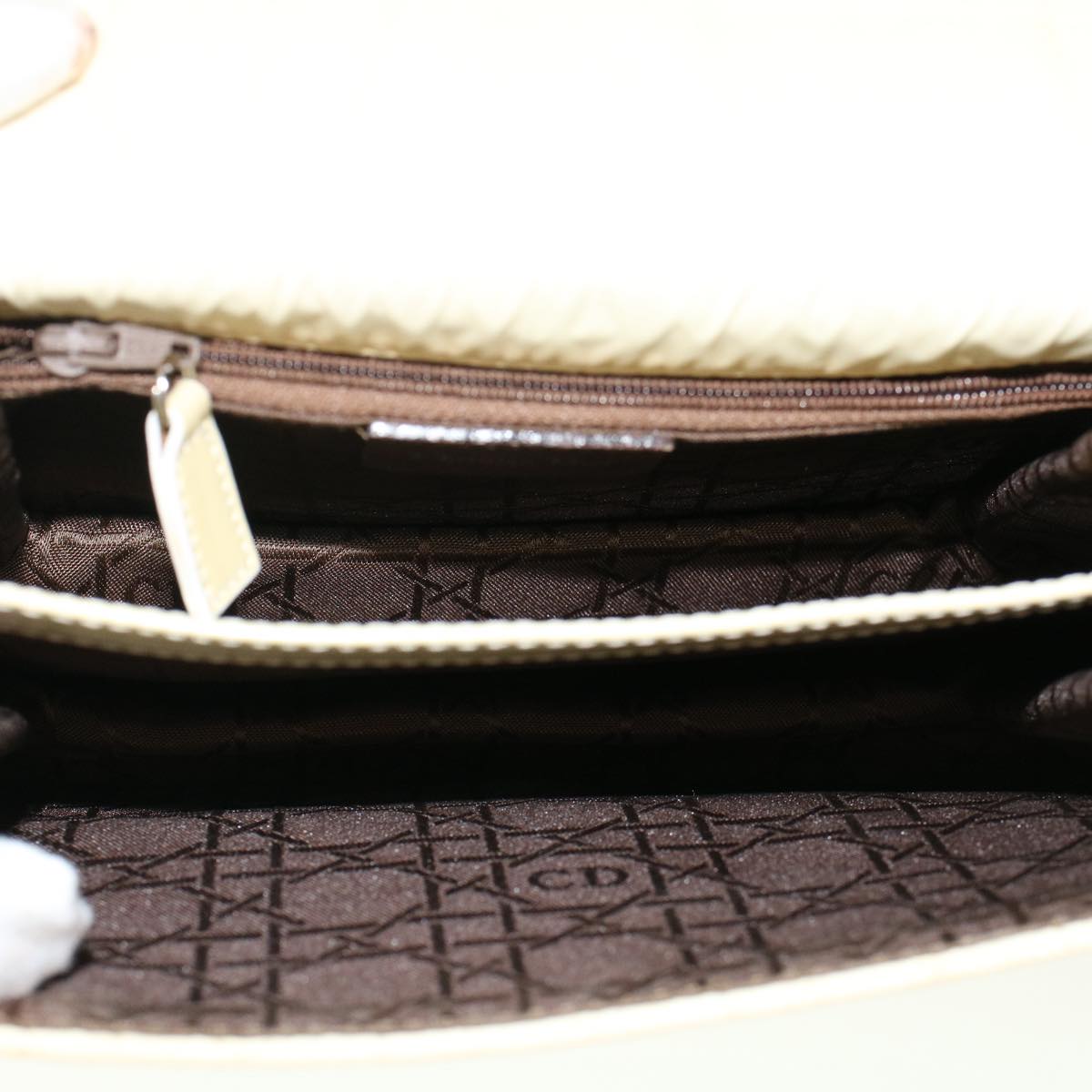 Christian Dior Quilted Canage Shoulder Bag Nylon White Auth 49813
