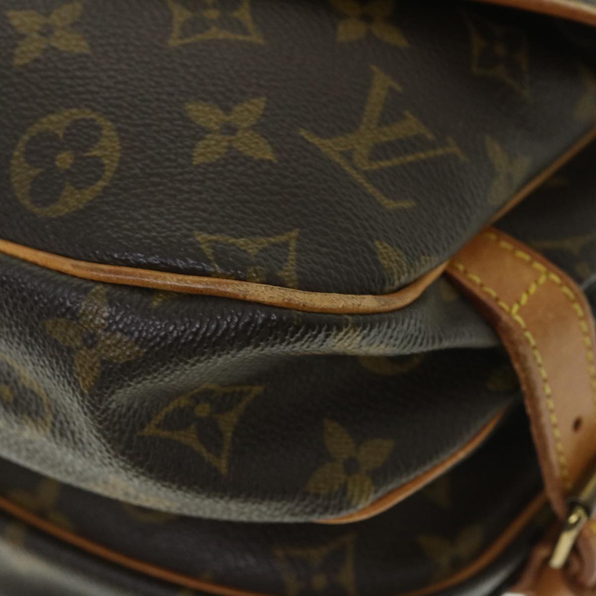 LOUIS VUITTON Monogram Saumur 30 Shoulder Bag M42256 LV Auth 50331