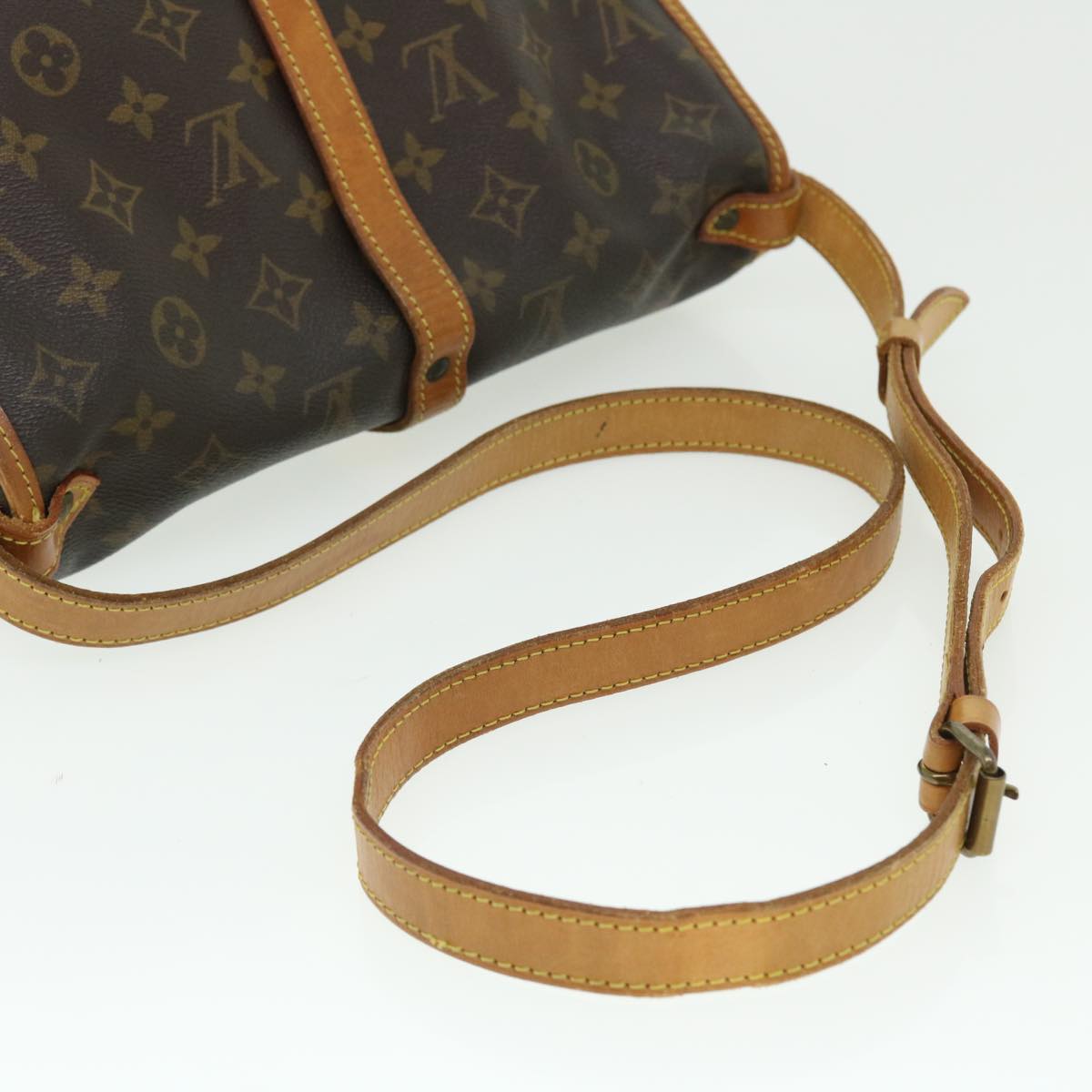 LOUIS VUITTON Monogram Saumur 30 Shoulder Bag M42256 LV Auth 50331