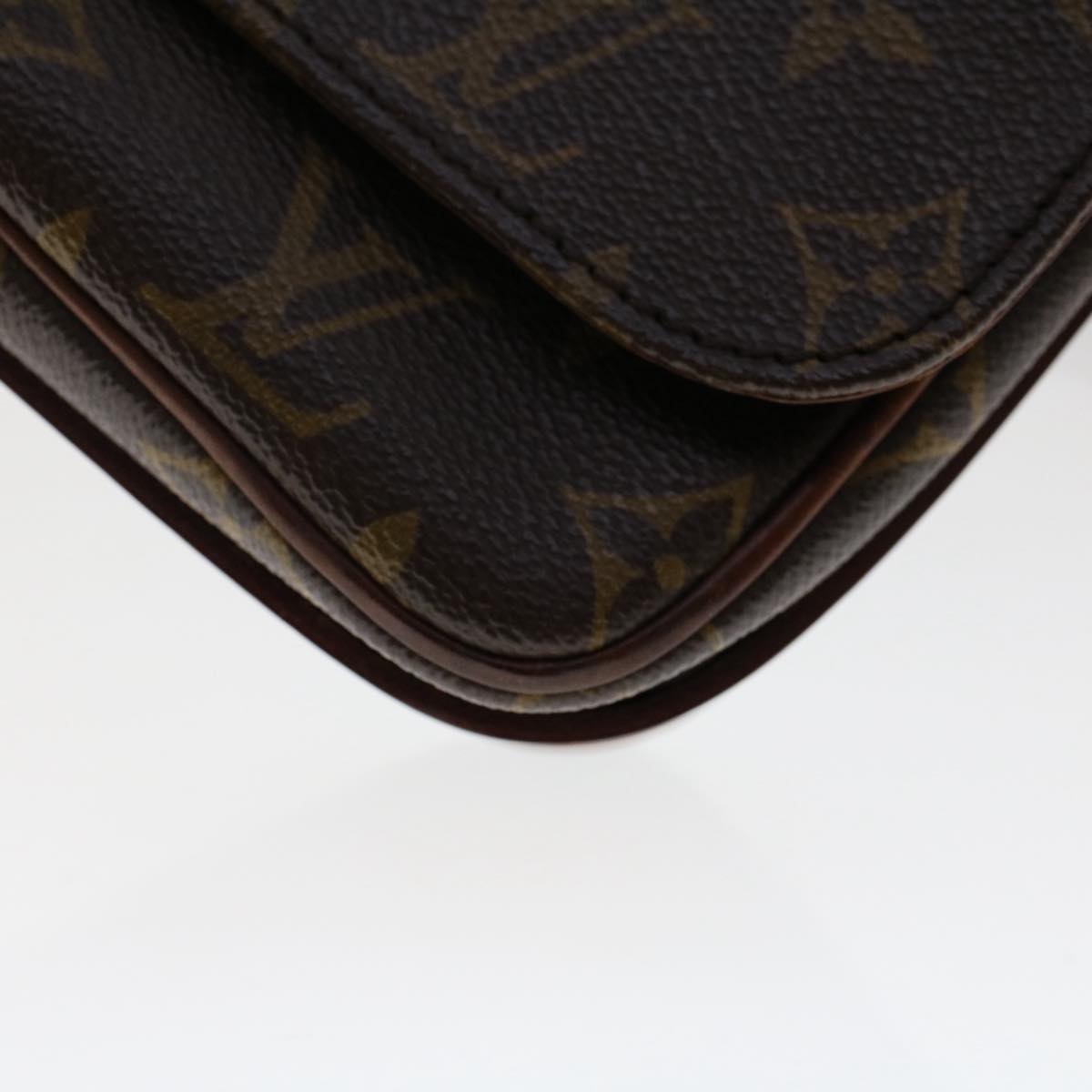 LOUIS VUITTON Monogram Cartouchiere GM Shoulder Bag M51252 LV Auth 50671