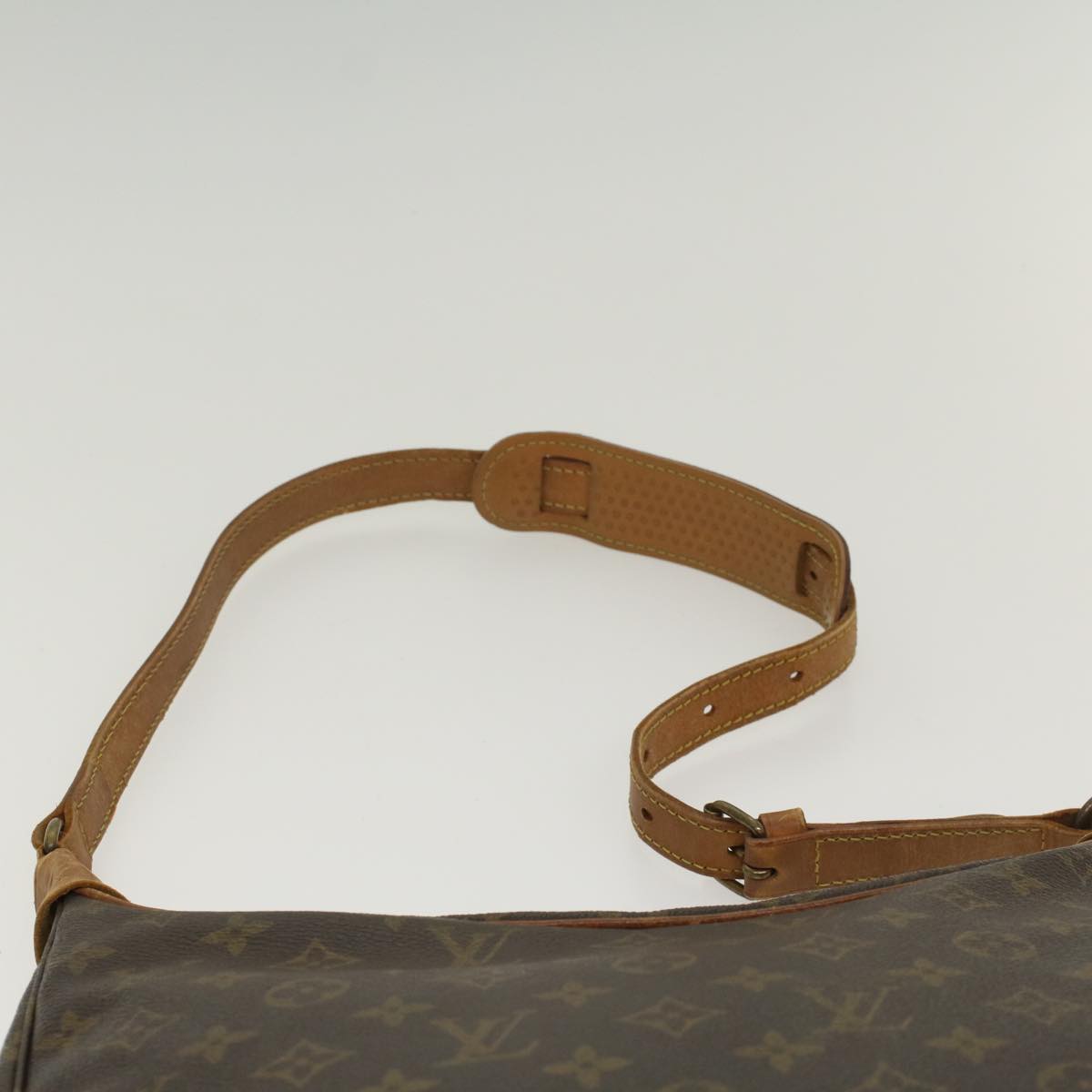 LOUIS VUITTON Monogram Boulogne 30 Shoulder Bag M51265 LV Auth 50690