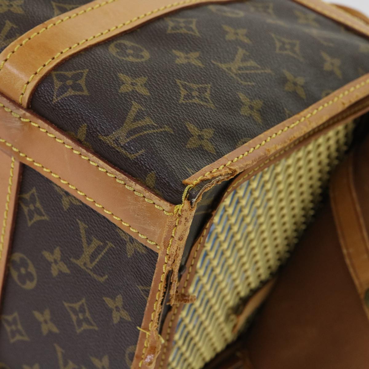 LOUIS VUITTON Monogram Sac Shan 40 Pet Carry M42024 LV Auth 50734