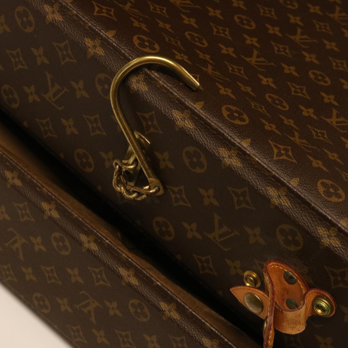 LOUIS VUITTON Monogram Portable Cabin Garment Cover M23420 LV Auth 50757