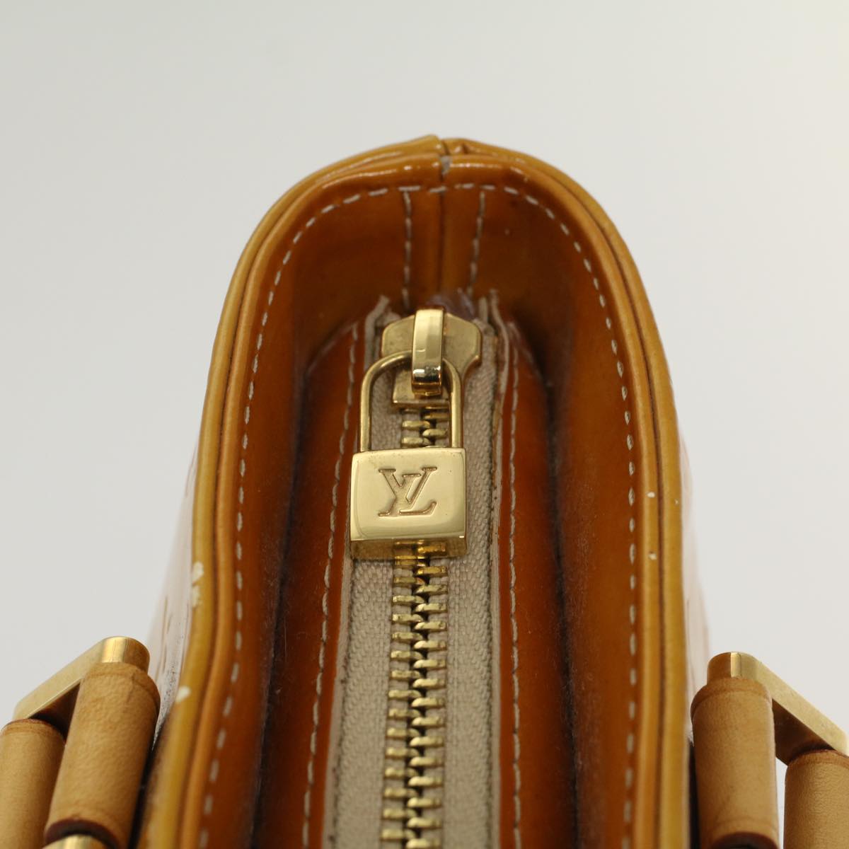 LOUIS VUITTON Monogram Vernis Houston Hand Bag Beige M91004 LV Auth 50771