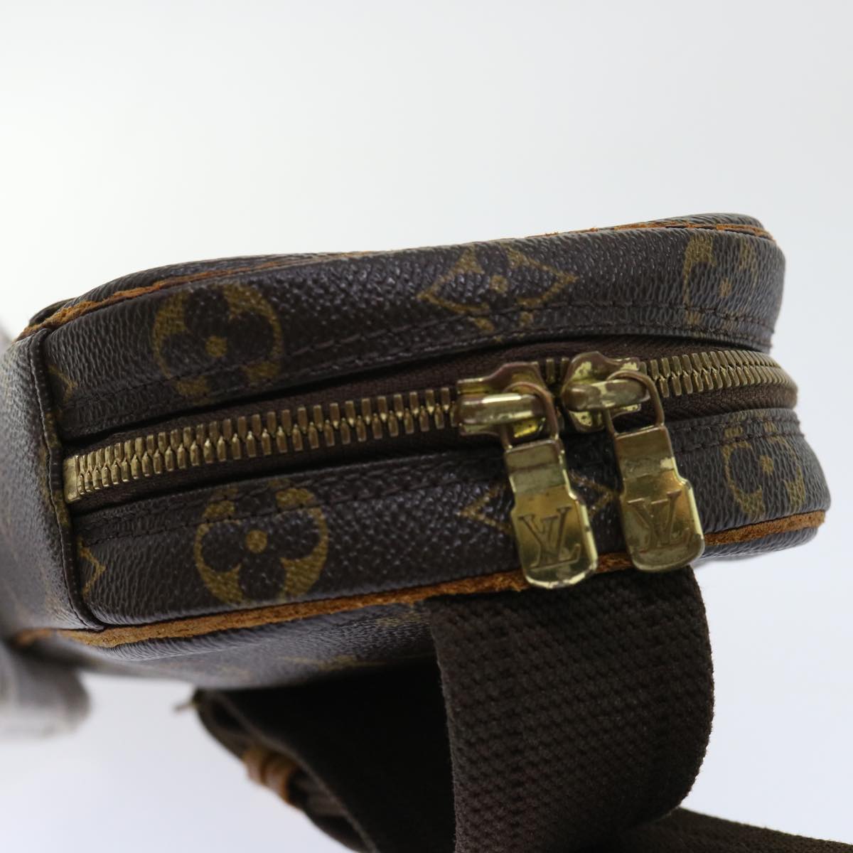 LOUIS VUITTON Monogram Pochette Gange Shoulder Bag M51870 LV Auth 51743