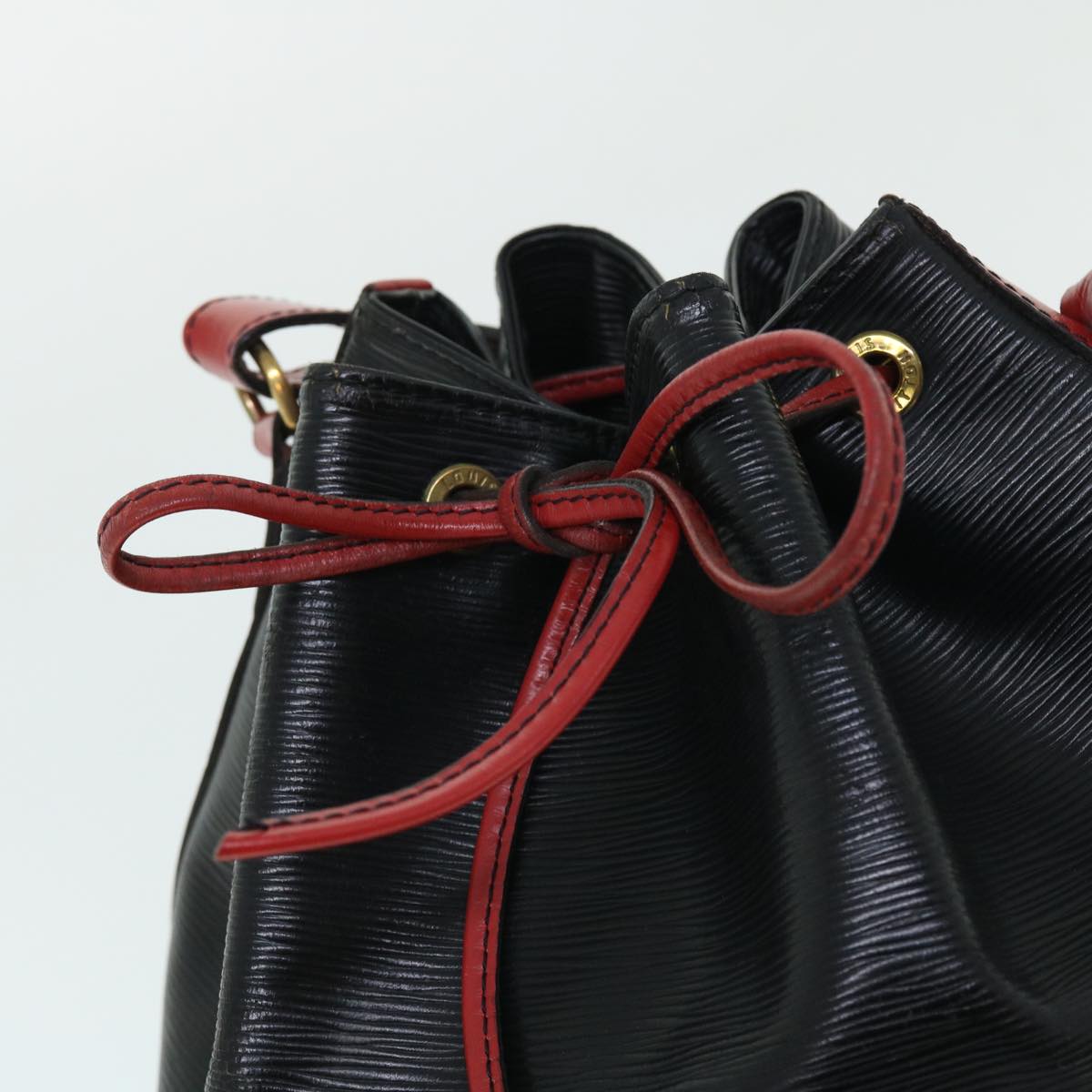 LOUIS VUITTON Epi Noe Shoulder Bag Bicolor Black Red M44017 LV Auth 51789