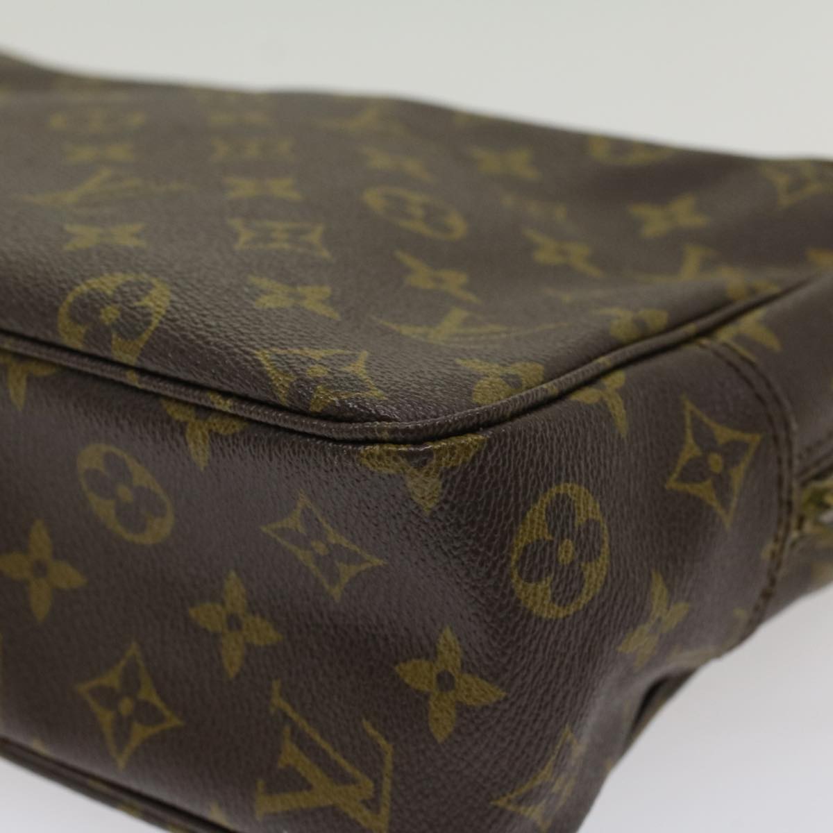 LOUIS VUITTON Monogram Trousse Toilette 28 Clutch Bag M47522 LV Auth 51985