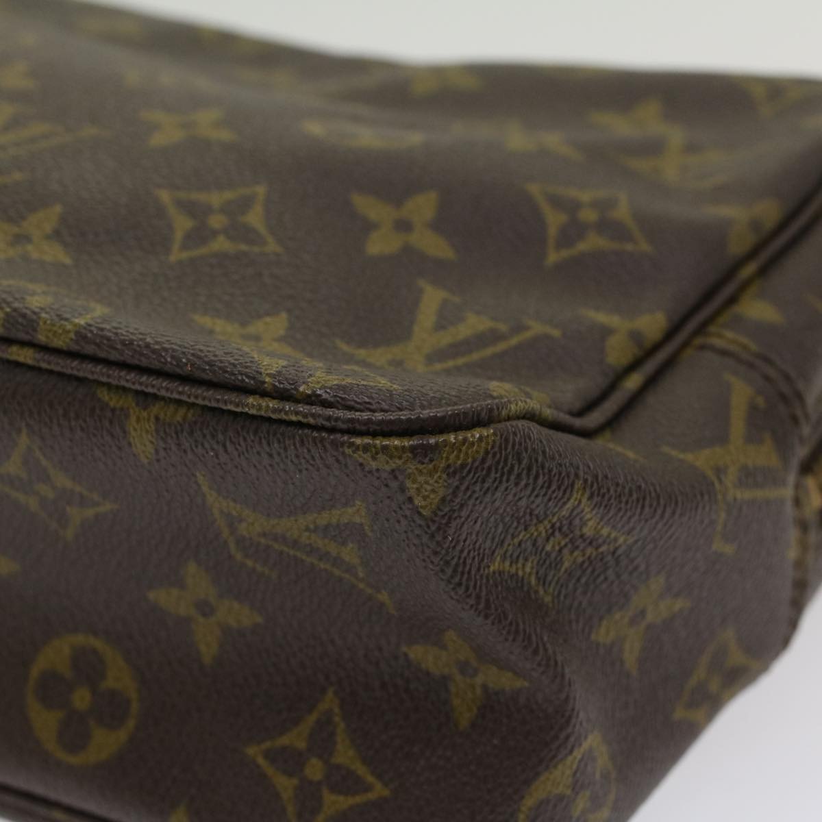 LOUIS VUITTON Monogram Trousse Toilette 28 Clutch Bag M47522 LV Auth 51985