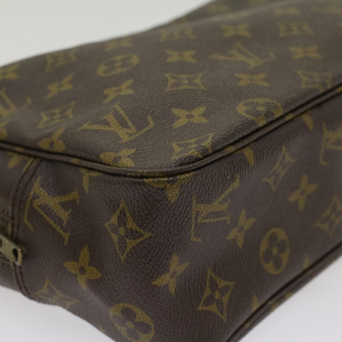 LOUIS VUITTON Monogram Trousse Toilette 28 Clutch Bag M47522 LV Auth 51985