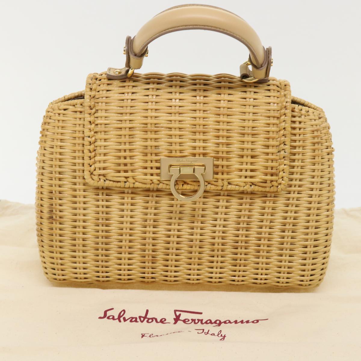 Salvatore Ferragamo Wicker Gancini Sophia Hand Bag Wood Beige Auth 52073