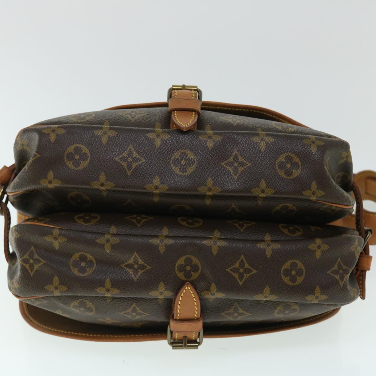 LOUIS VUITTON Monogram Saumur 30 Shoulder Bag M42256 LV Auth 52314