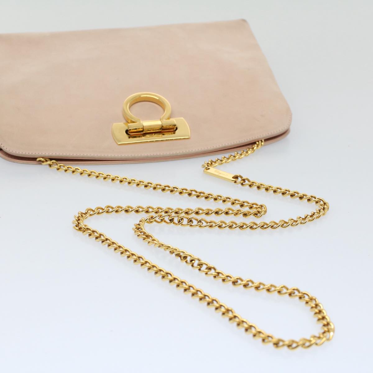 Salvatore Ferragamo Gancini Chain Shoulder Bag Suede Pink Auth 52442