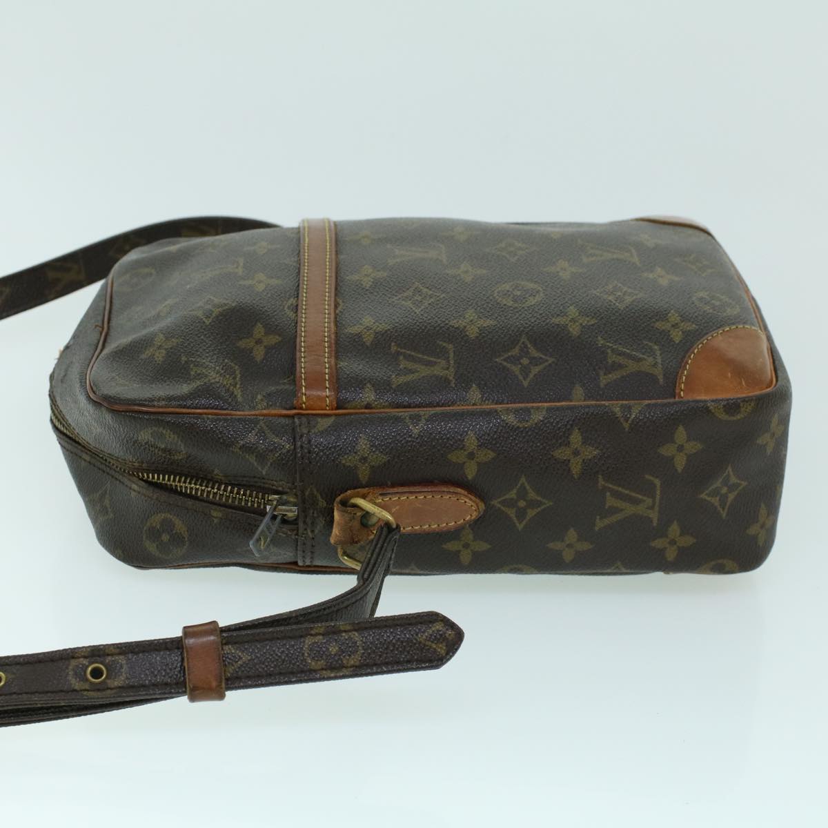 LOUIS VUITTON Monogram Danube GM Shoulder Bag M45262 LV Auth 52596