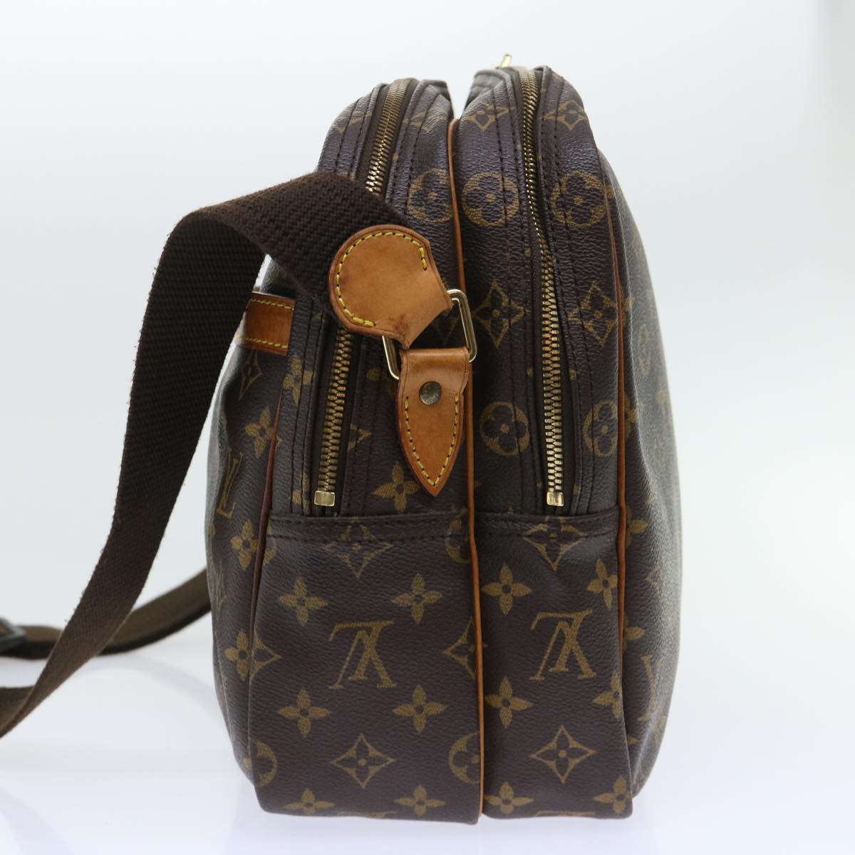 LOUIS VUITTON Monogram Reporter GM Shoulder Bag M45252 LV Auth 52797