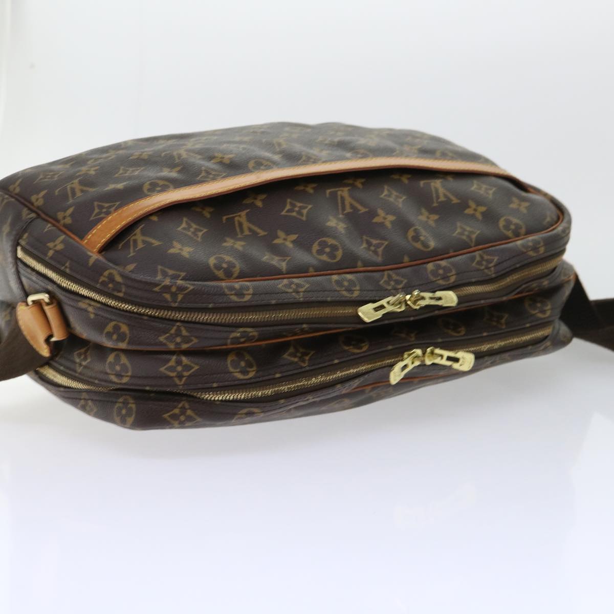 LOUIS VUITTON Monogram Reporter GM Shoulder Bag M45252 LV Auth 52797