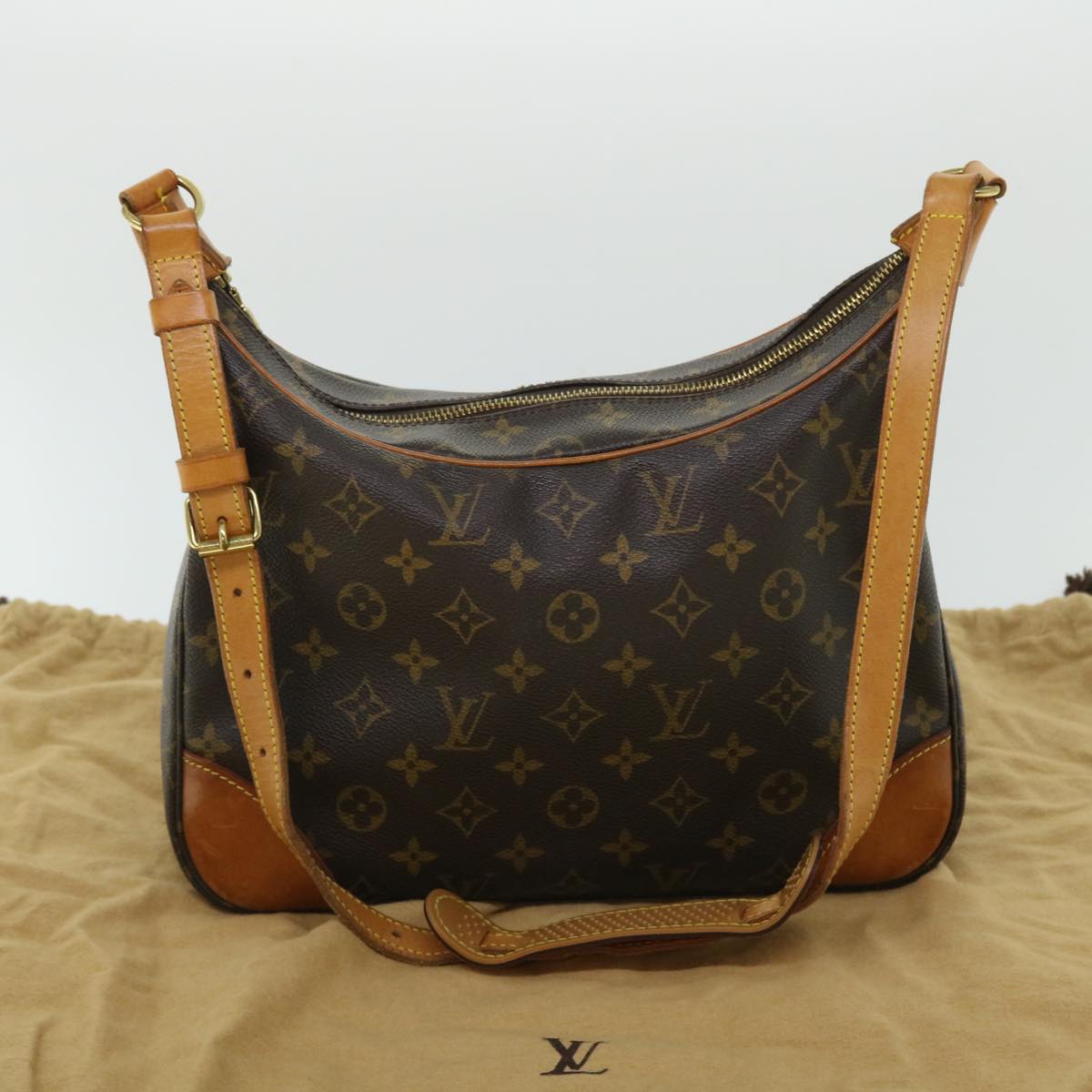 LOUIS VUITTON Monogram Boulogne 30 Shoulder Bag M51265 LV Auth 52814