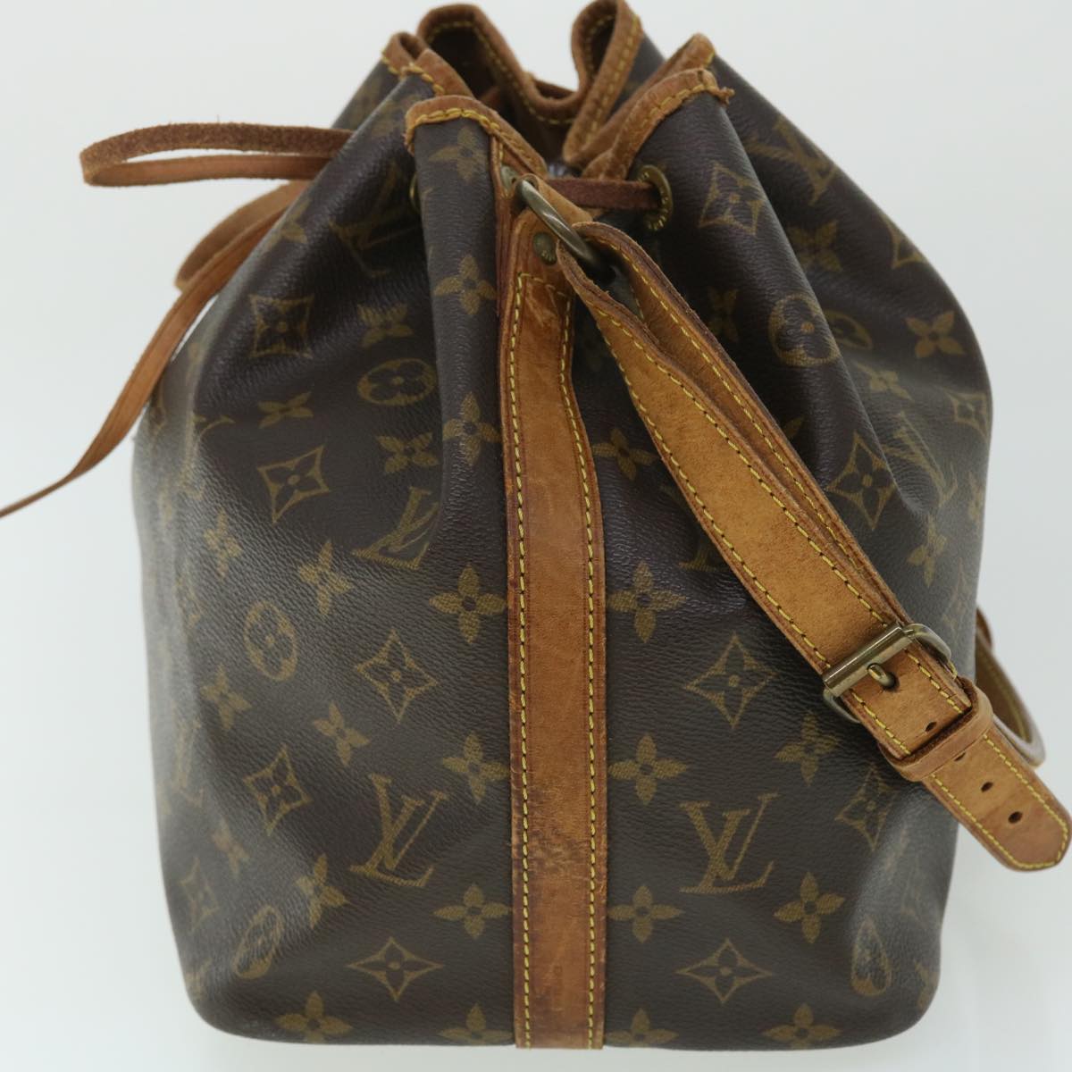 LOUIS VUITTON Monogram Petit Noe Shoulder Bag M42226 LV Auth 52845