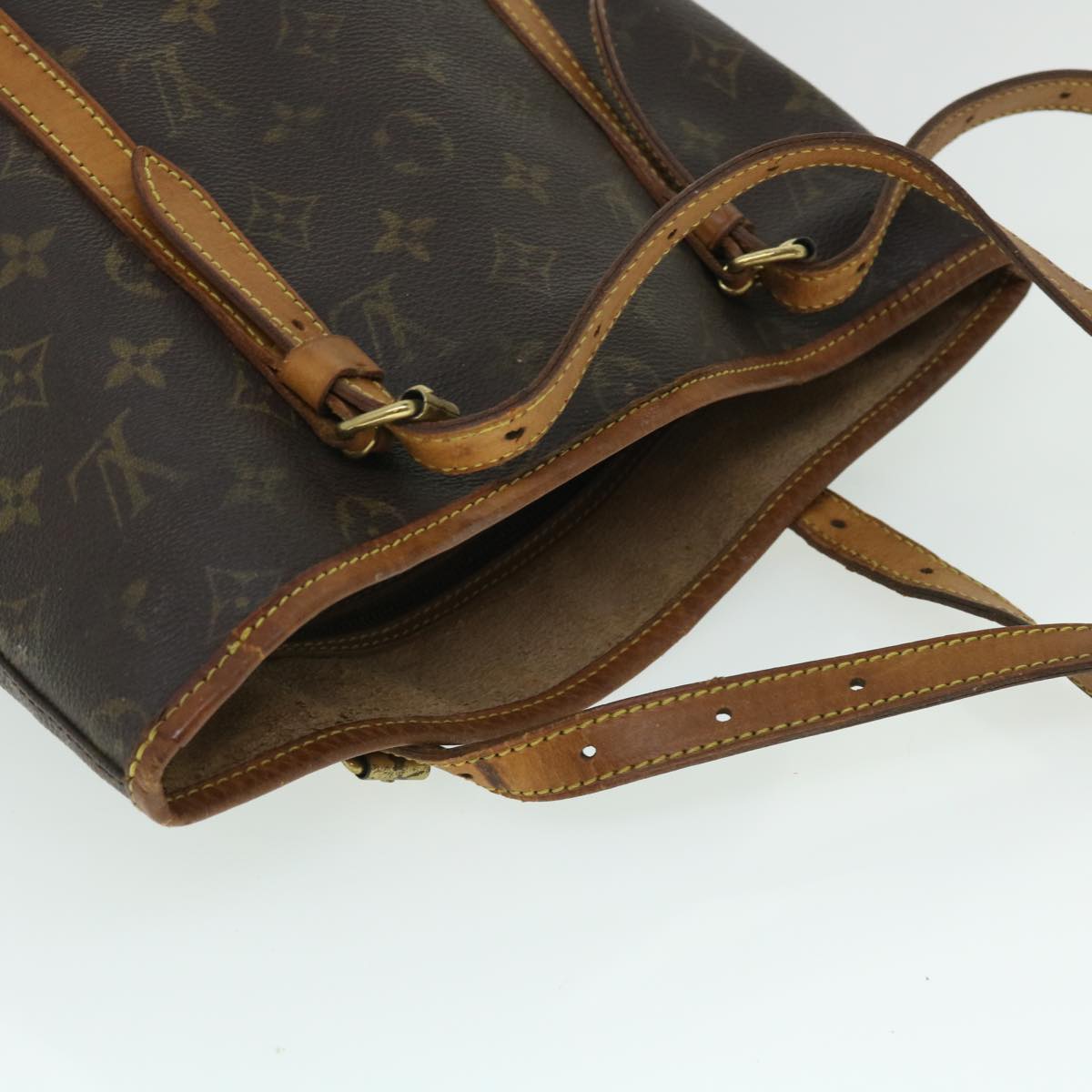 LOUIS VUITTON Monogram Bucket GM Shoulder Bag M42236 LV Auth 52852