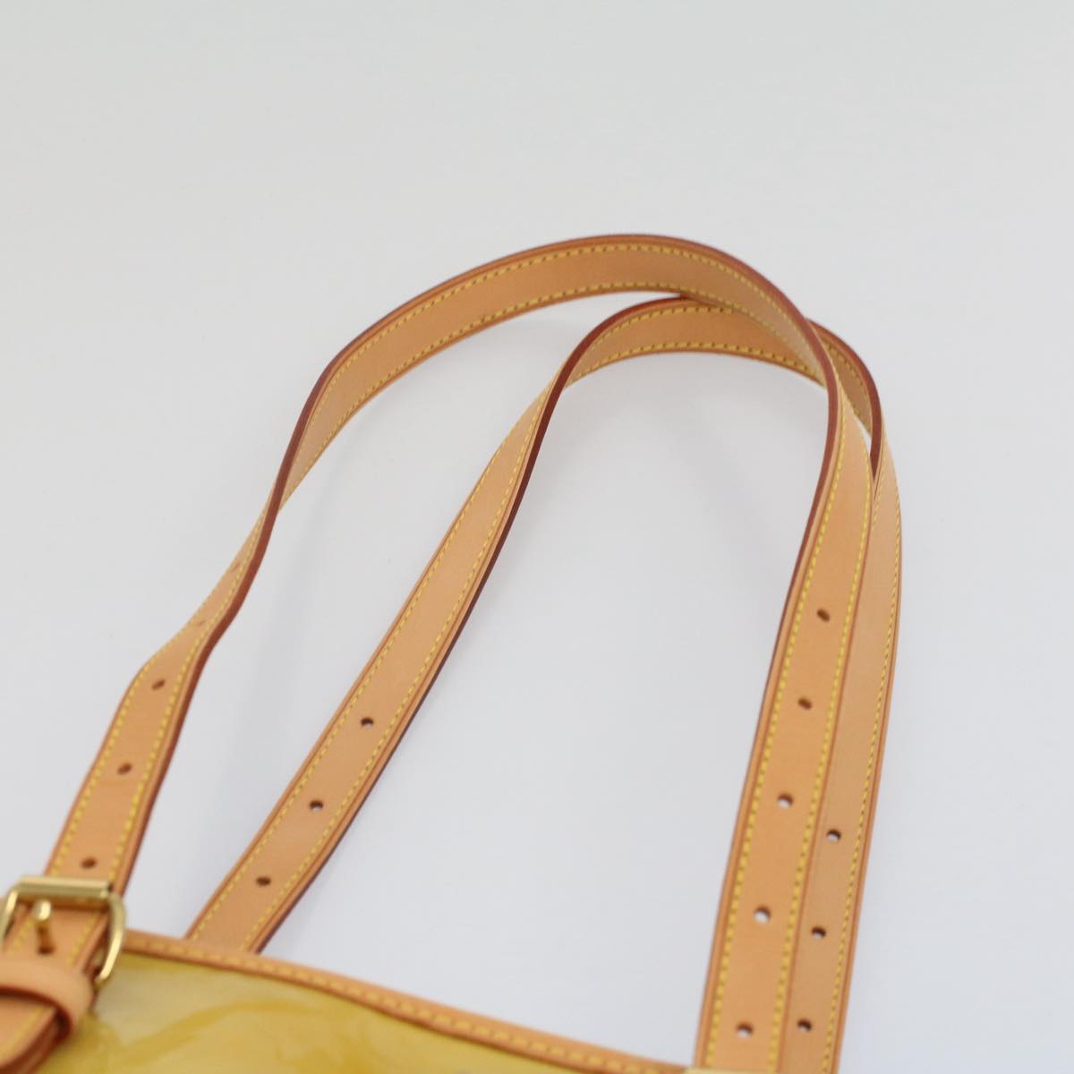 LOUIS VUITTON Monogram Vernis Bucket GM Shoulder Bag Beige LV Auth 52995