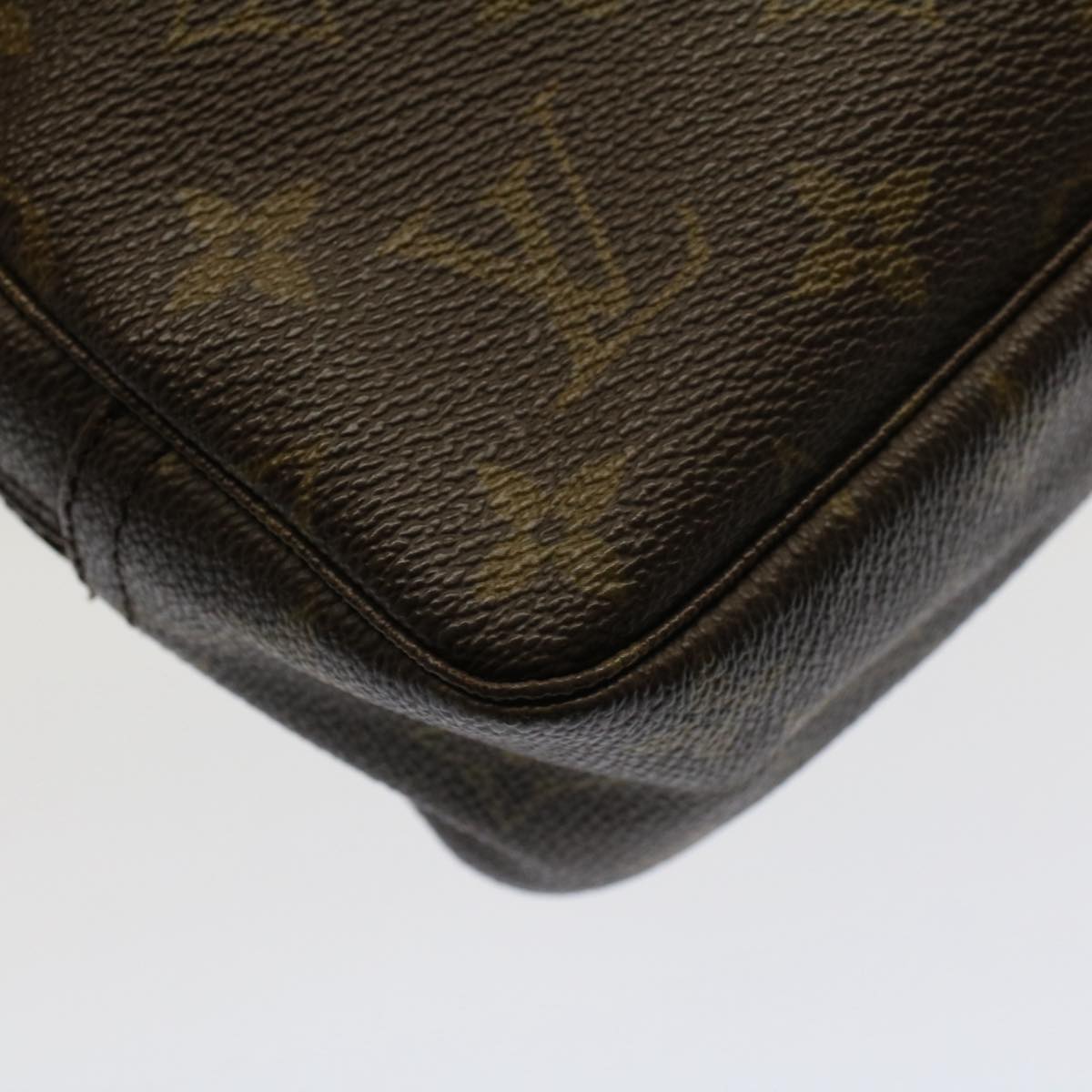 LOUIS VUITTON Monogram Trousse Toilette 23 Clutch Bag M47524 LV Auth 53038