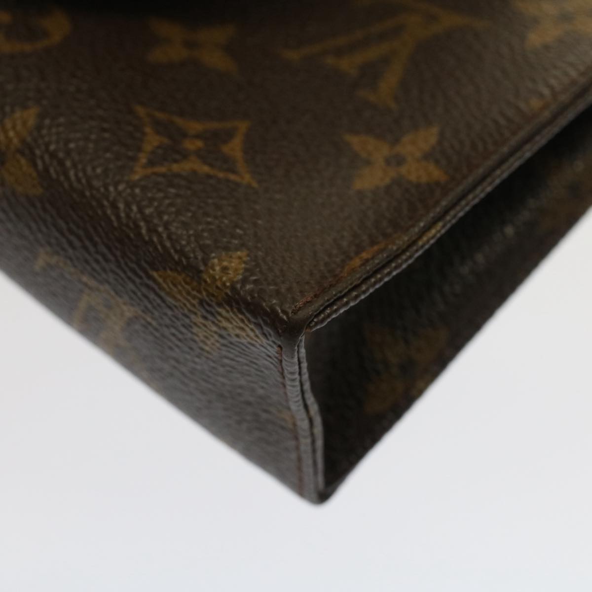 LOUIS VUITTON Monogram Poche Toilette 15 Pouch M47546 LV Auth 53048