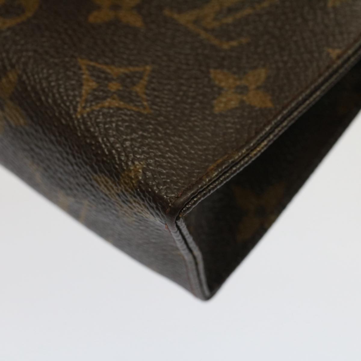 LOUIS VUITTON Monogram Poche Toilette 15 Pouch M47546 LV Auth 53048