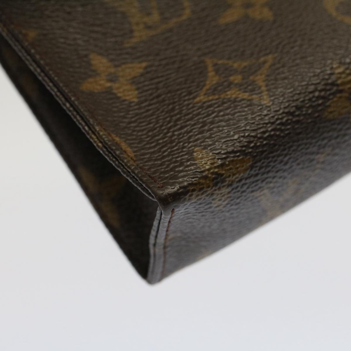 LOUIS VUITTON Monogram Poche Toilette 15 Pouch M47546 LV Auth 53048