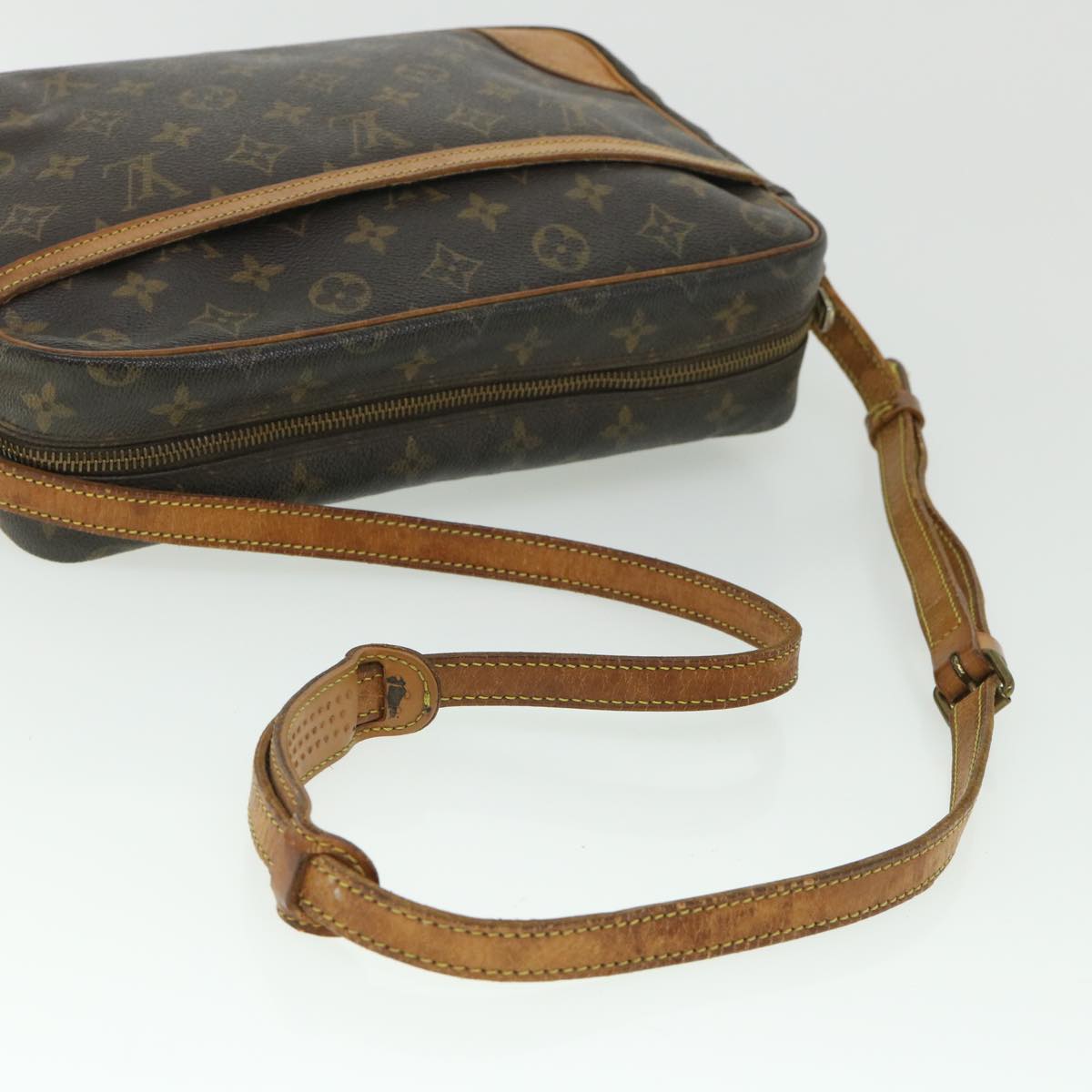 LOUIS VUITTON Monogram Trocadero 30 Shoulder Bag M51272 LV Auth 53140