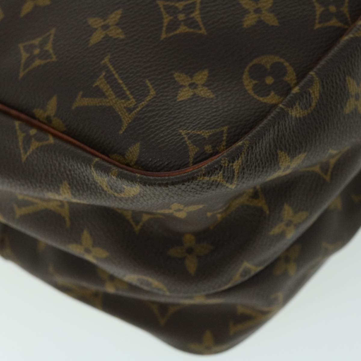 LOUIS VUITTON Monogram Reporter GM Shoulder Bag M45252 LV Auth 53183