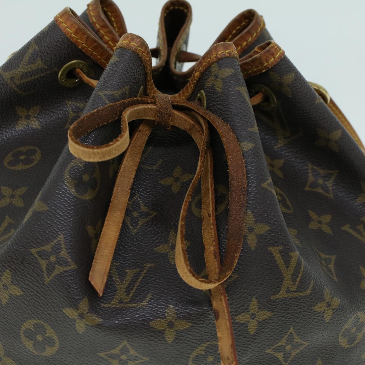 LOUIS VUITTON Monogram Petit Noe Shoulder Bag M42226 LV Auth 53243