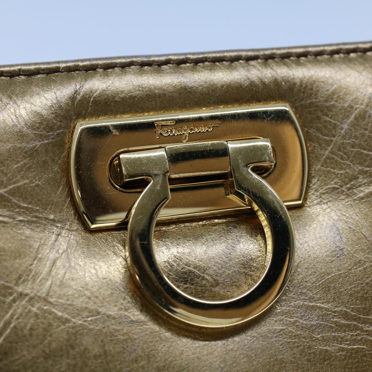 Salvatore Ferragamo Gancini Chain Shoulder Bag Leather Gold Auth 53278