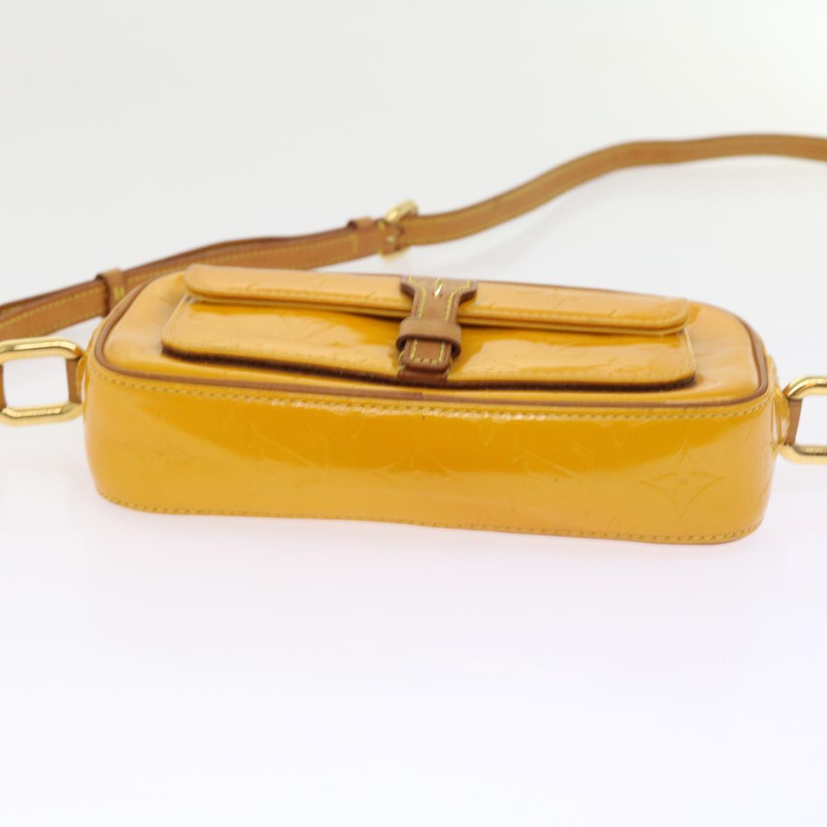 LOUIS VUITTON Monogram Vernis Christy MM Shoulder Bag Jaune M91108 LV Auth 53299