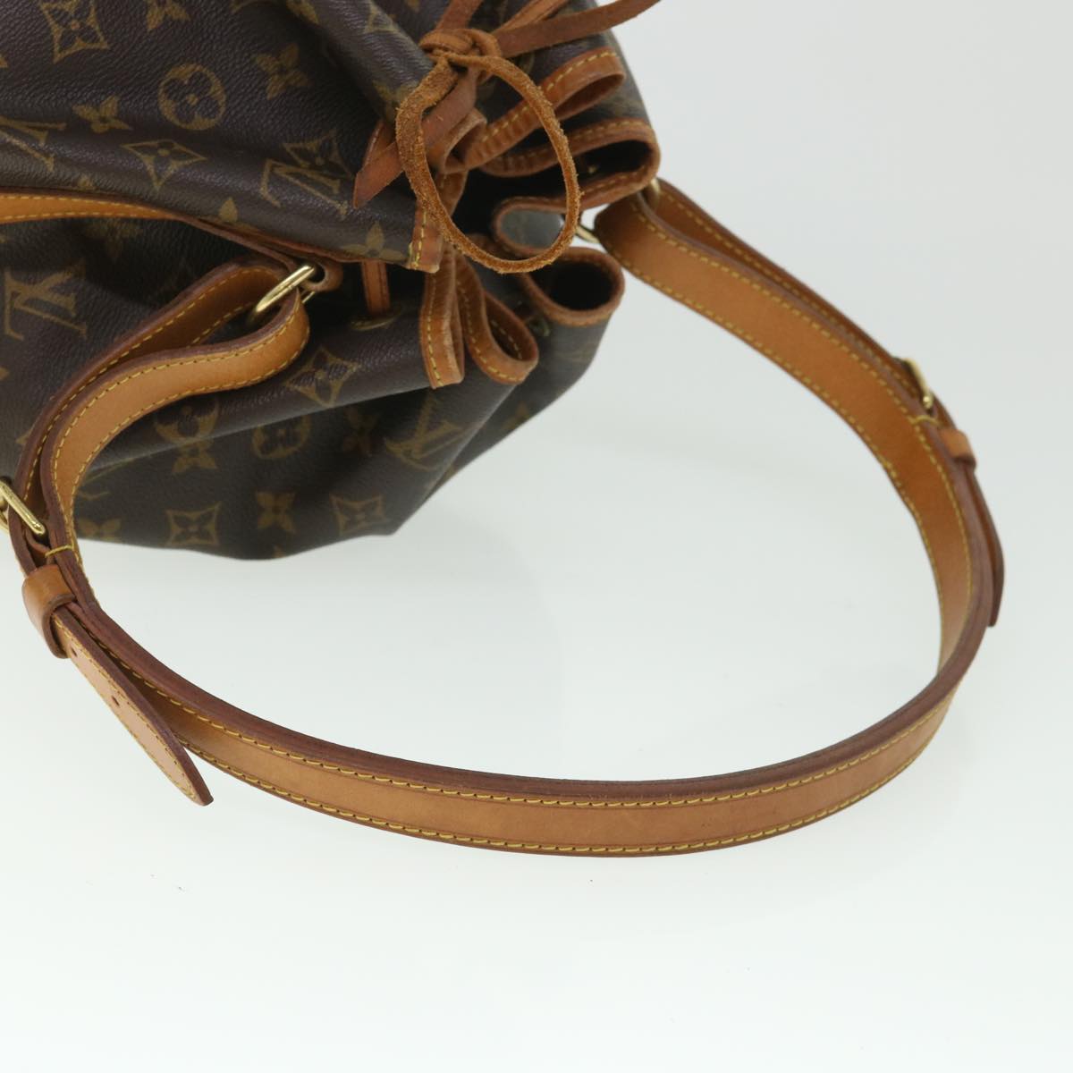 LOUIS VUITTON Monogram Petit Noe Shoulder Bag M42226 LV Auth 53360