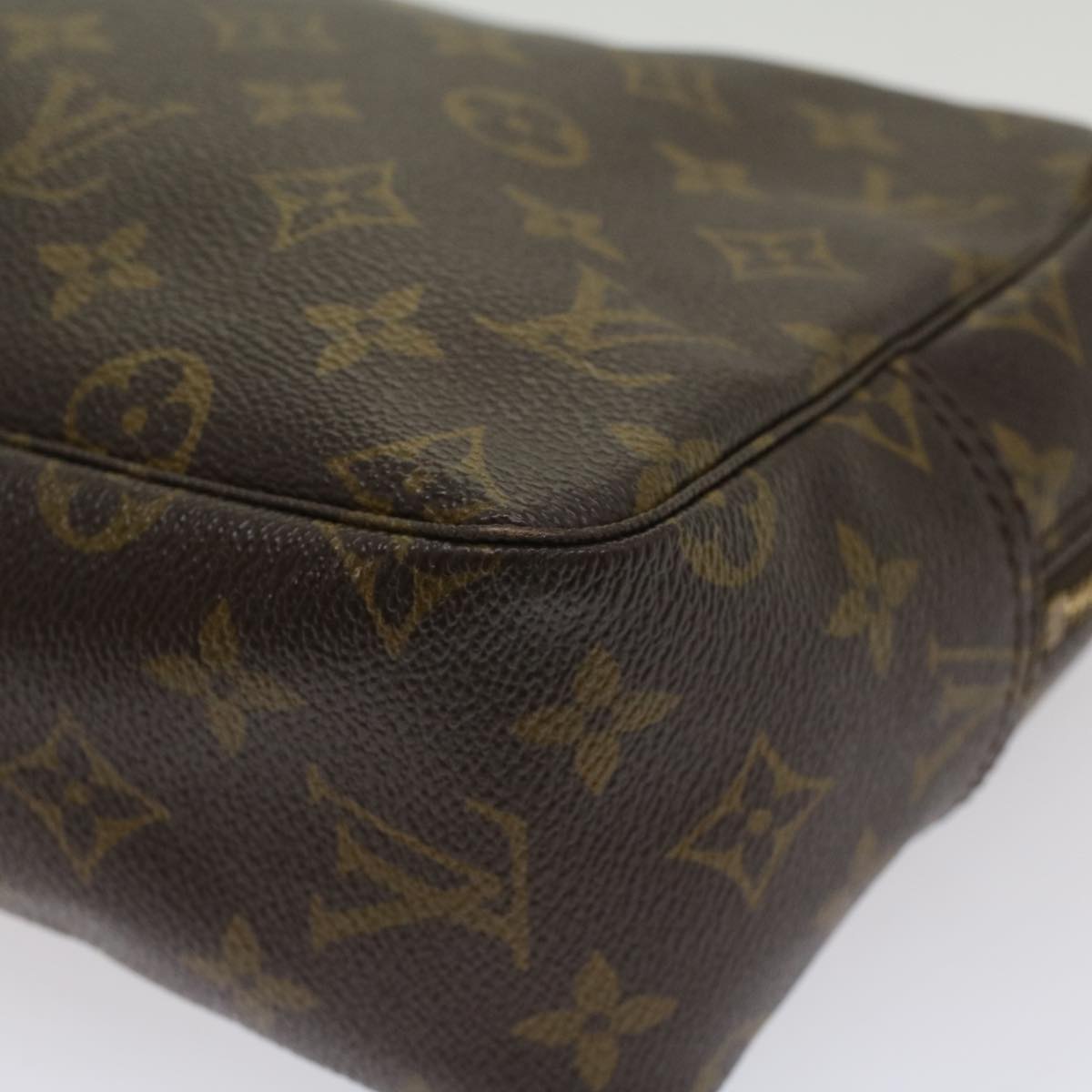 LOUIS VUITTON Monogram Trousse Toilette 28 Clutch Bag M47522 LV Auth 53362