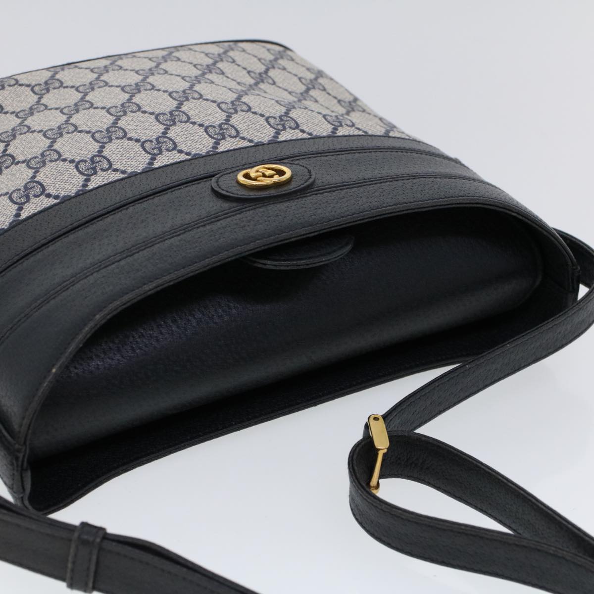 GUCCI GG Canvas Shoulder Bag PVC Leather Navy Auth 53390