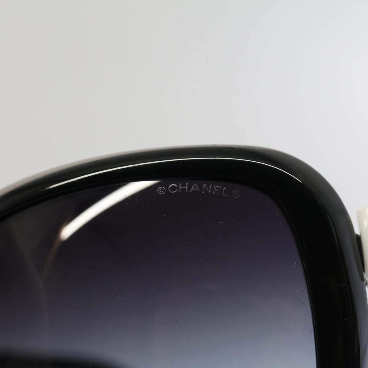 CHANEL Ribbon Sunglasses Plastic Black White CC Auth 53404