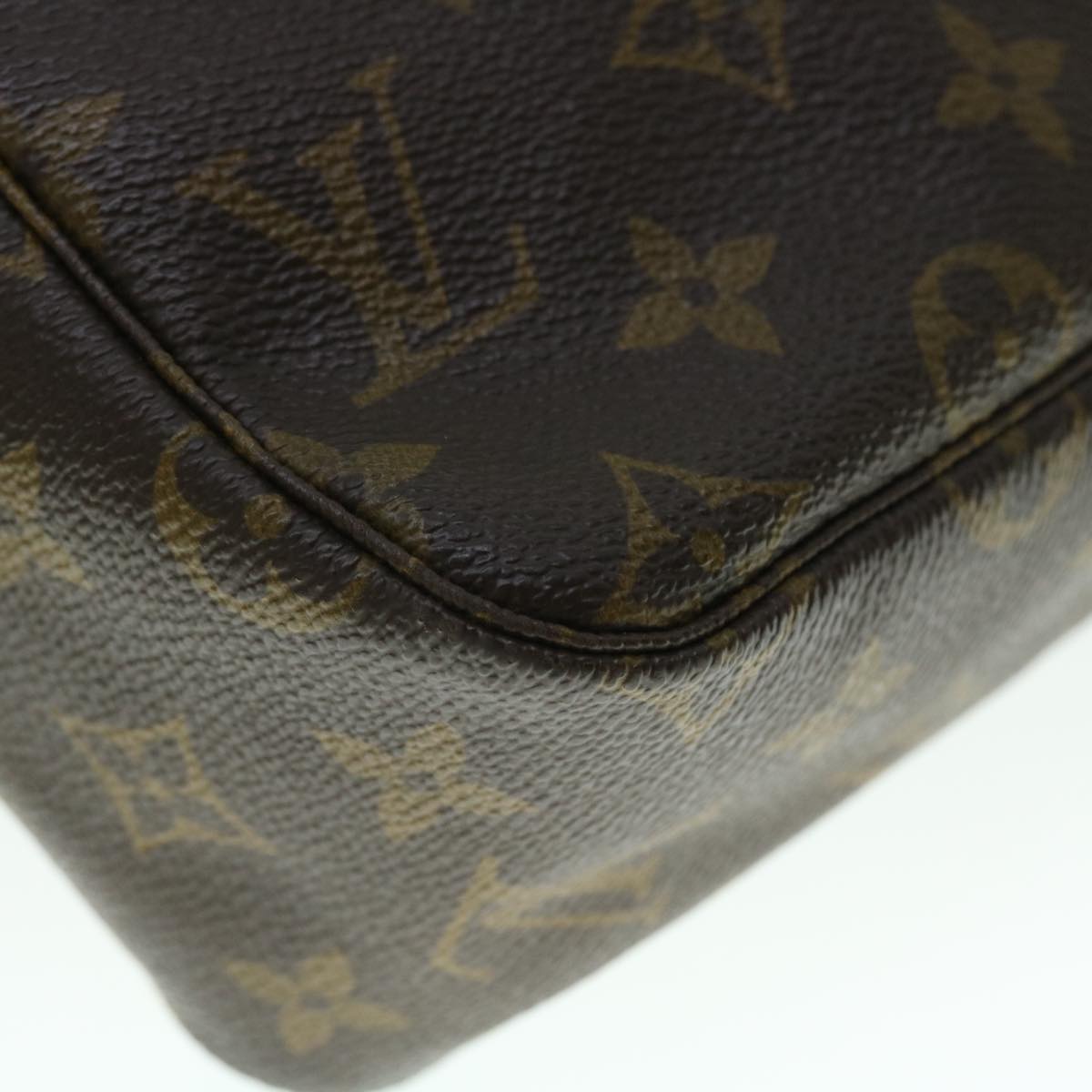 LOUIS VUITTON Monogram Trousse Toilette 28 Clutch Bag M47522 LV Auth 53435