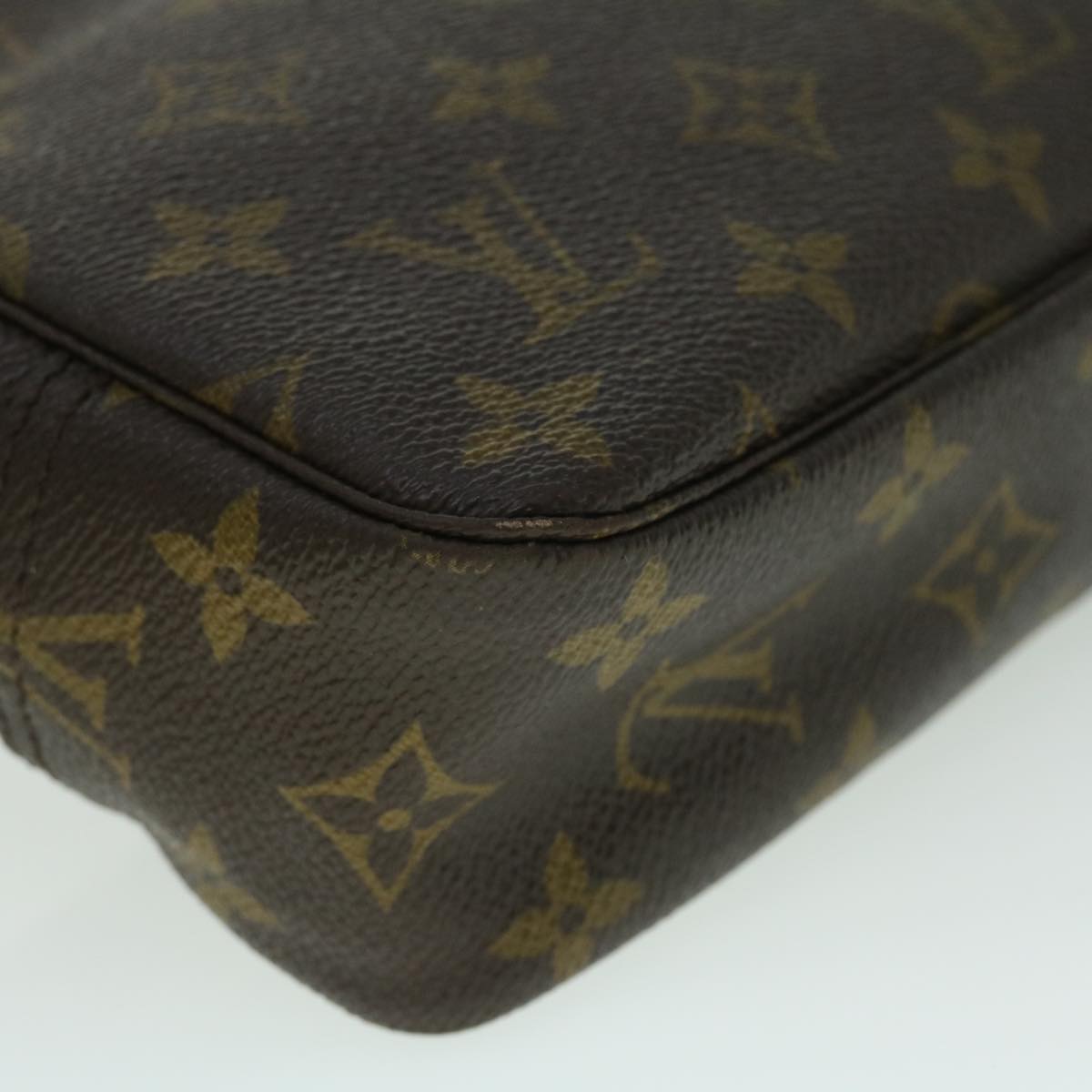 LOUIS VUITTON Monogram Trousse Toilette 23 Clutch Bag M47524 LV Auth 53440