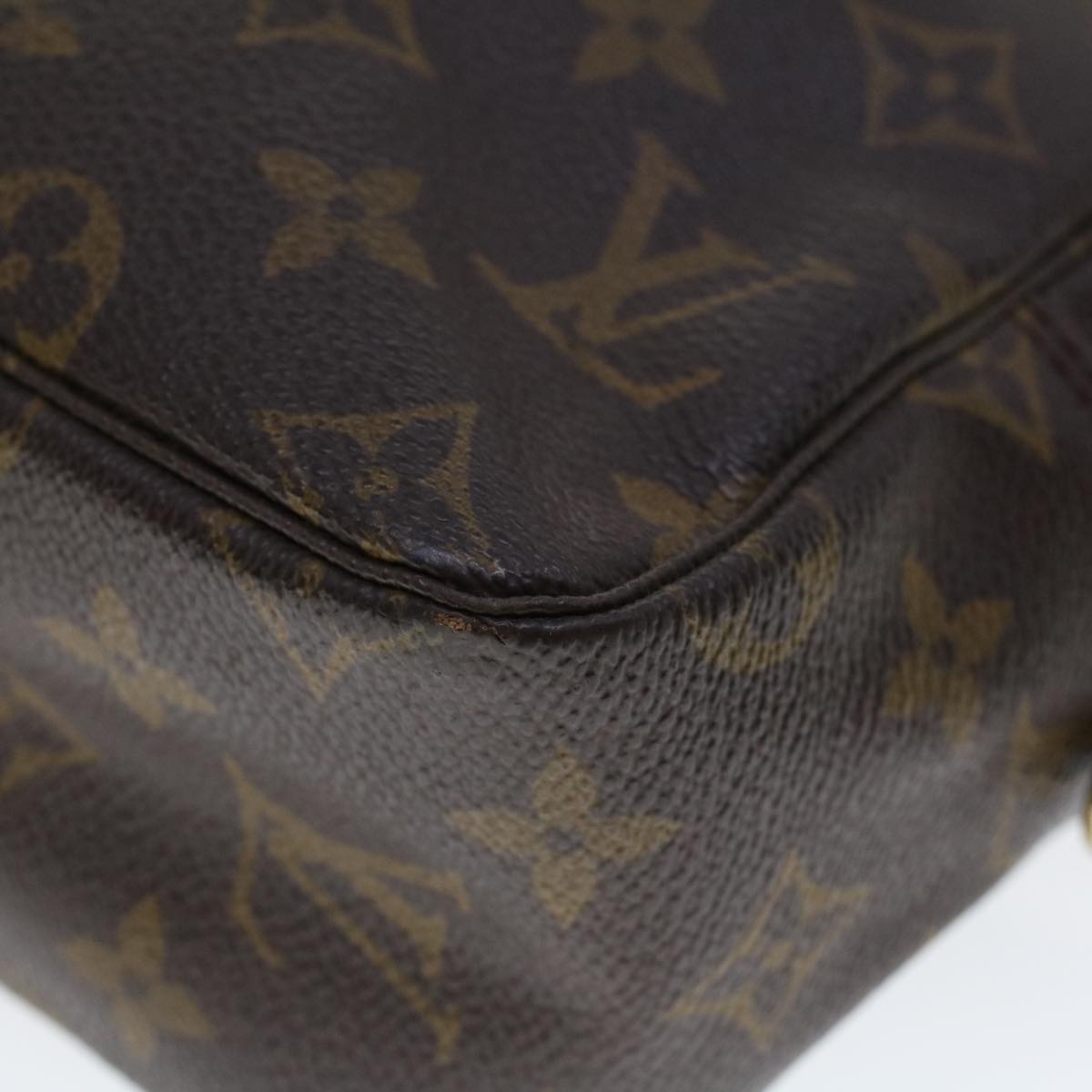 LOUIS VUITTON Monogram Trousse Toilette 28 Clutch Bag M47522 LV Auth 53508