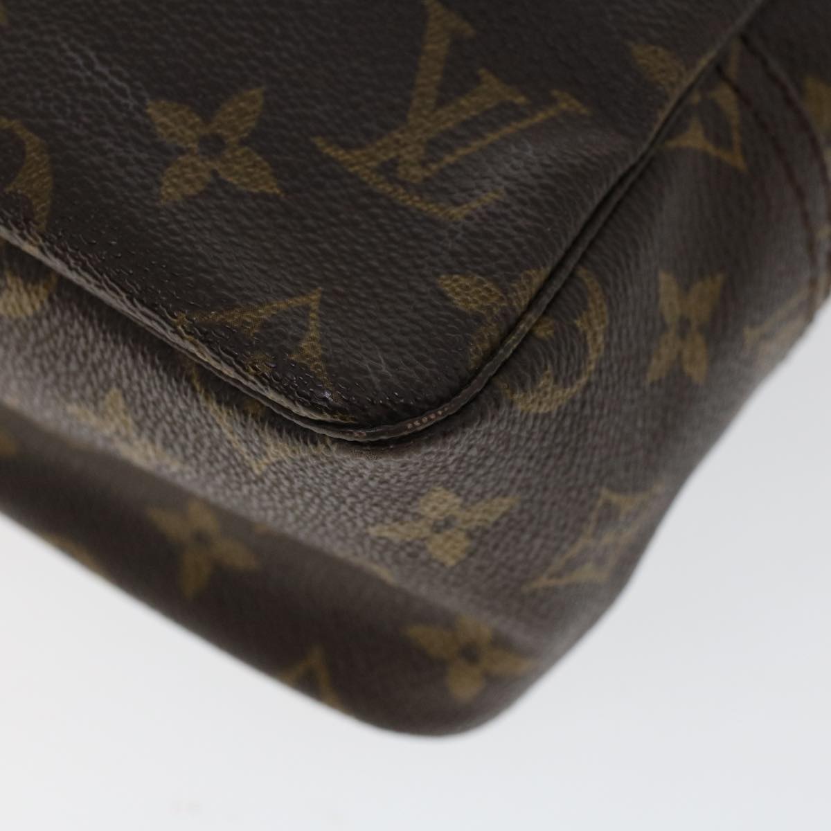 LOUIS VUITTON Monogram Trousse Toilette 28 Clutch Bag M47522 LV Auth 53510