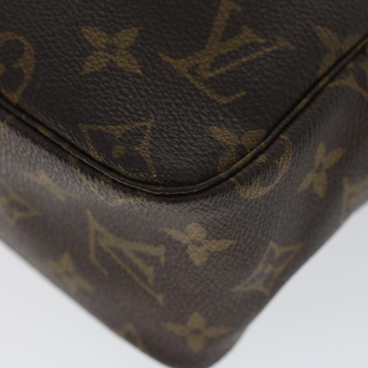 LOUIS VUITTON Monogram Trousse Toilette 28 Clutch Bag M47522 LV Auth 53510