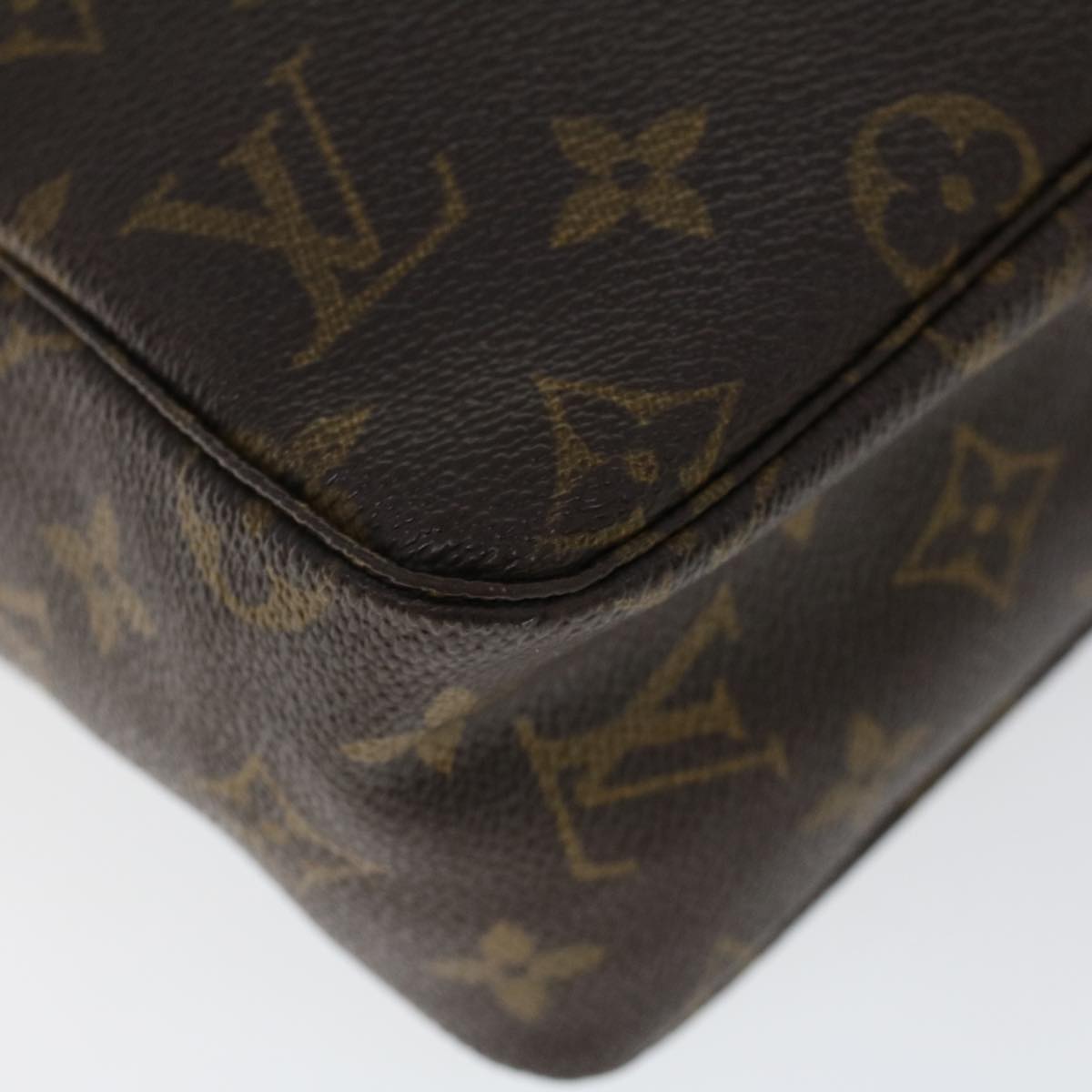 LOUIS VUITTON Monogram Trousse Toilette 28 Clutch Bag M47522 LV Auth 53510