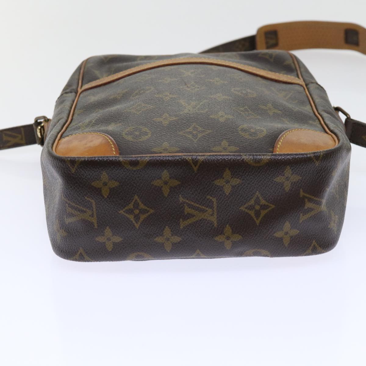 LOUIS VUITTON Monogram Danube GM Shoulder Bag M45262 LV Auth 53532