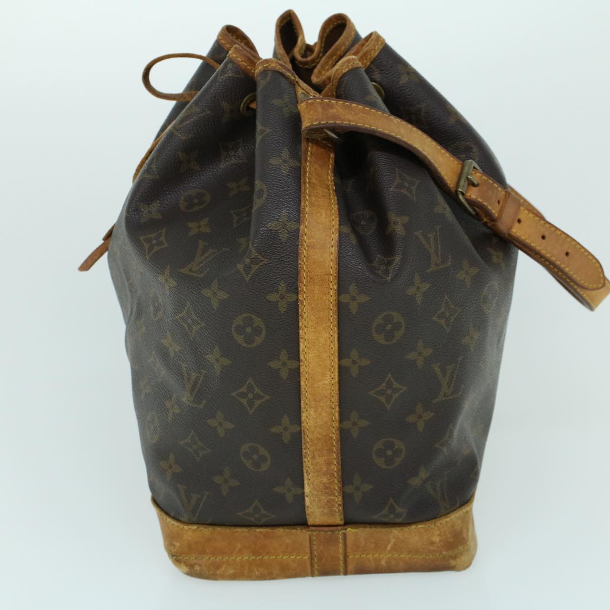 LOUIS VUITTON Monogram Noe Shoulder Bag M42224 LV Auth 53581