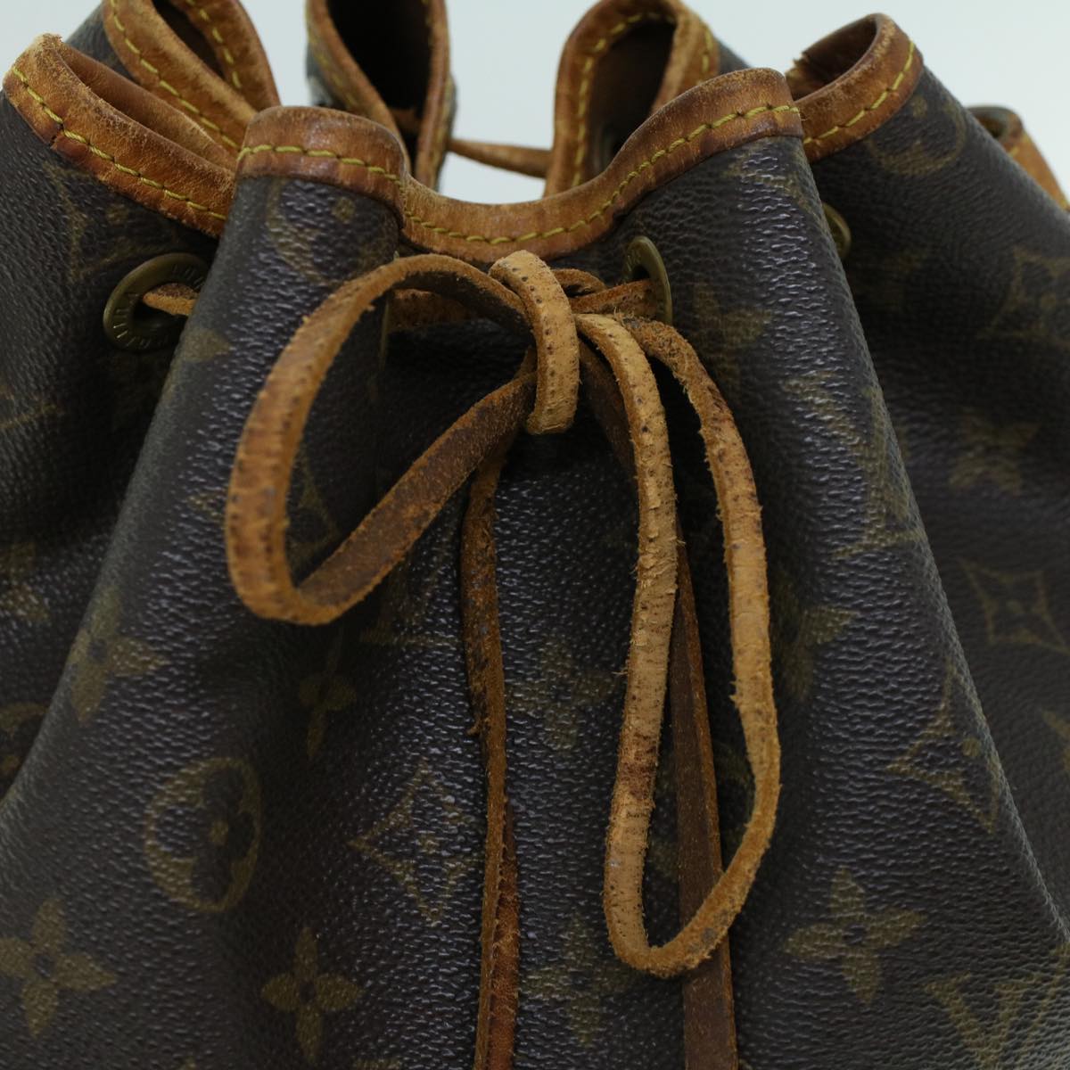 LOUIS VUITTON Monogram Noe Shoulder Bag M42224 LV Auth 53581