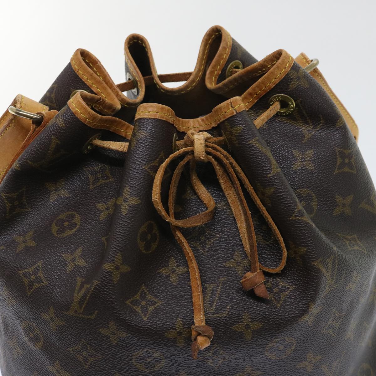 LOUIS VUITTON Monogram Petit Noe Shoulder Bag M42226 LV Auth 53585