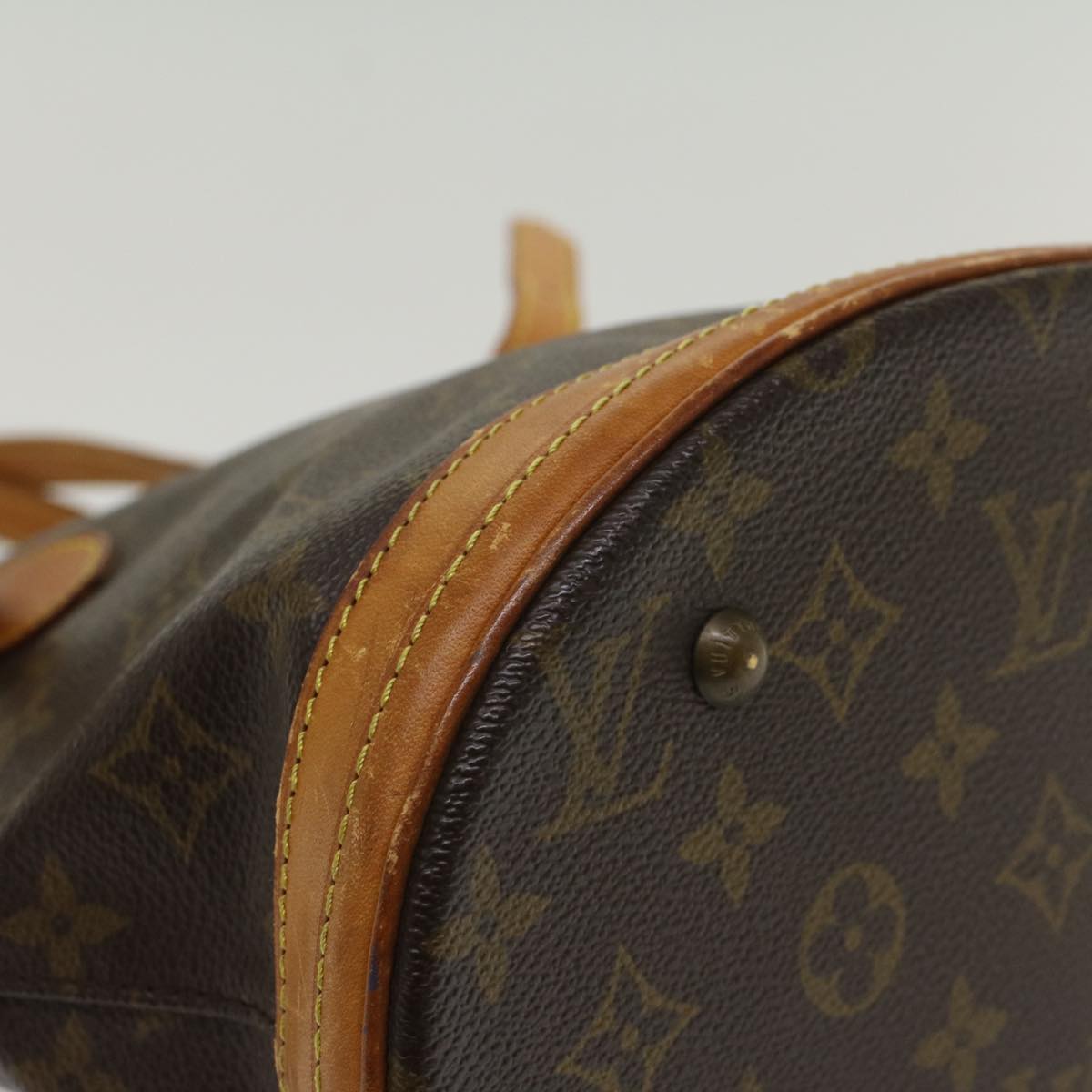 LOUIS VUITTON Monogram Bucket PM Shoulder Bag M42238 LV Auth 53590